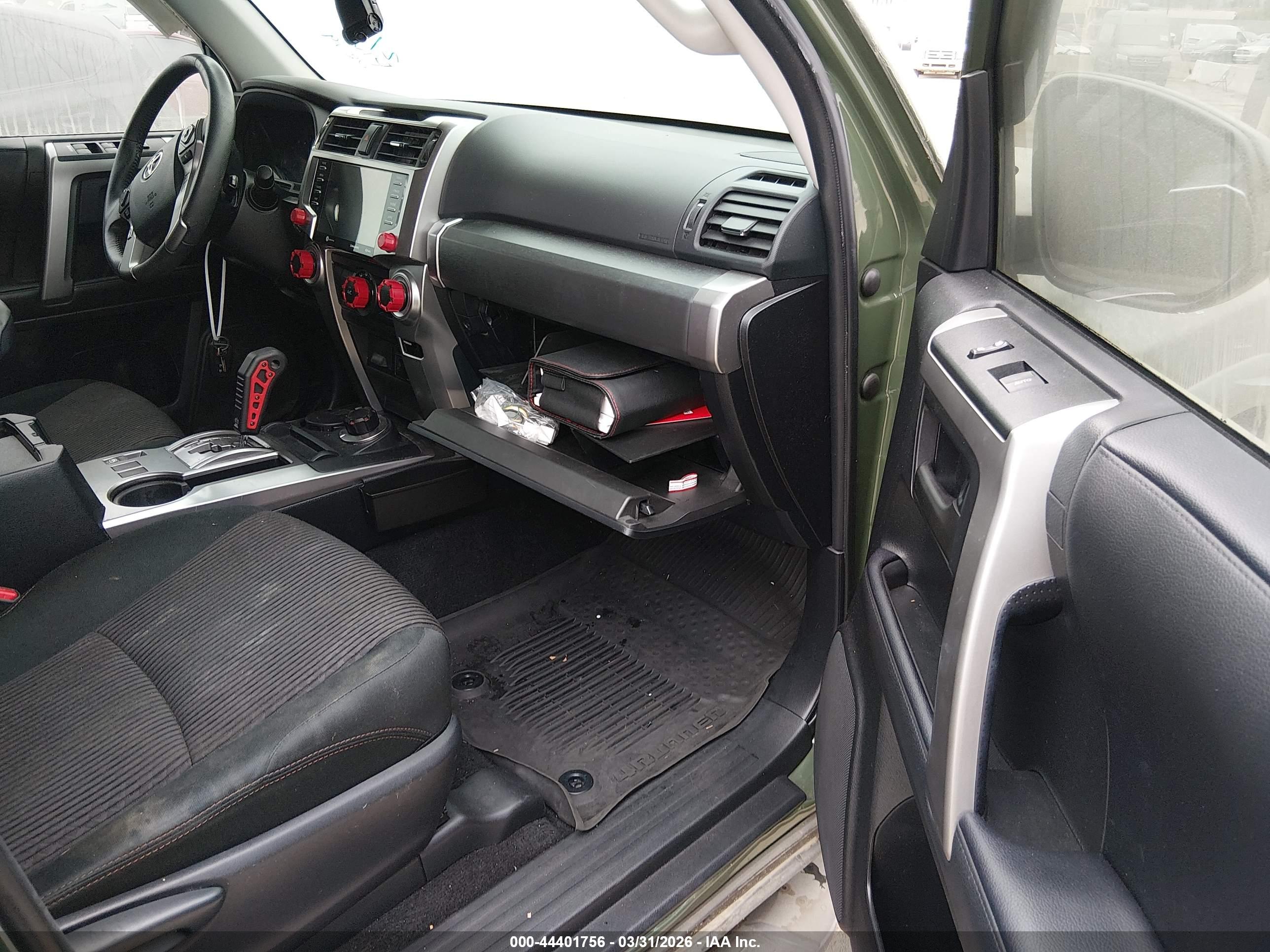 TOYOTA 4RUNNER image 5