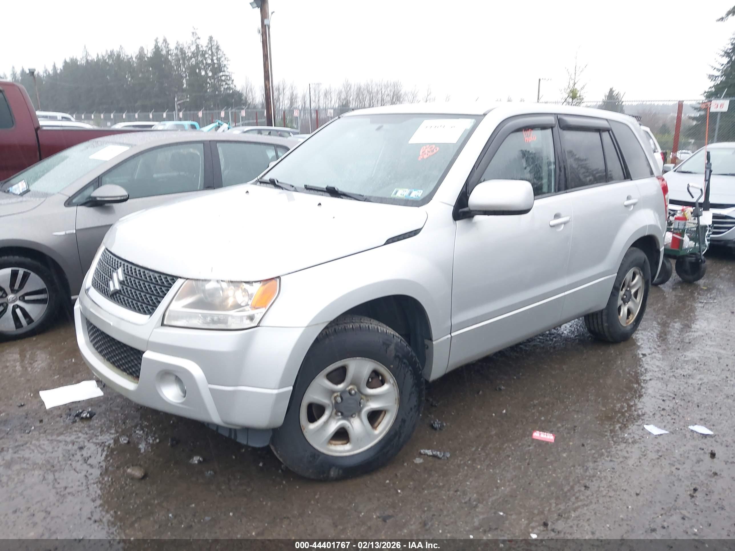 SUZUKI GRAND image 2