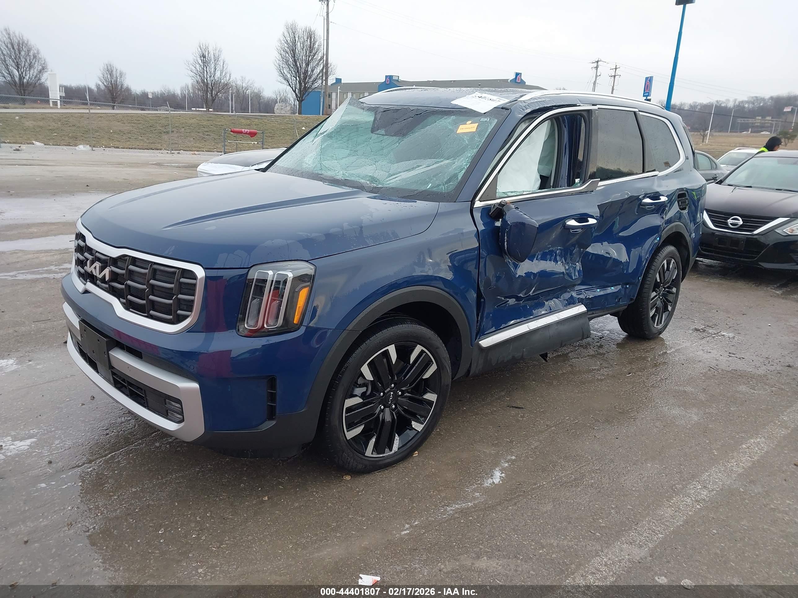 KIA TELLURIDE image 2