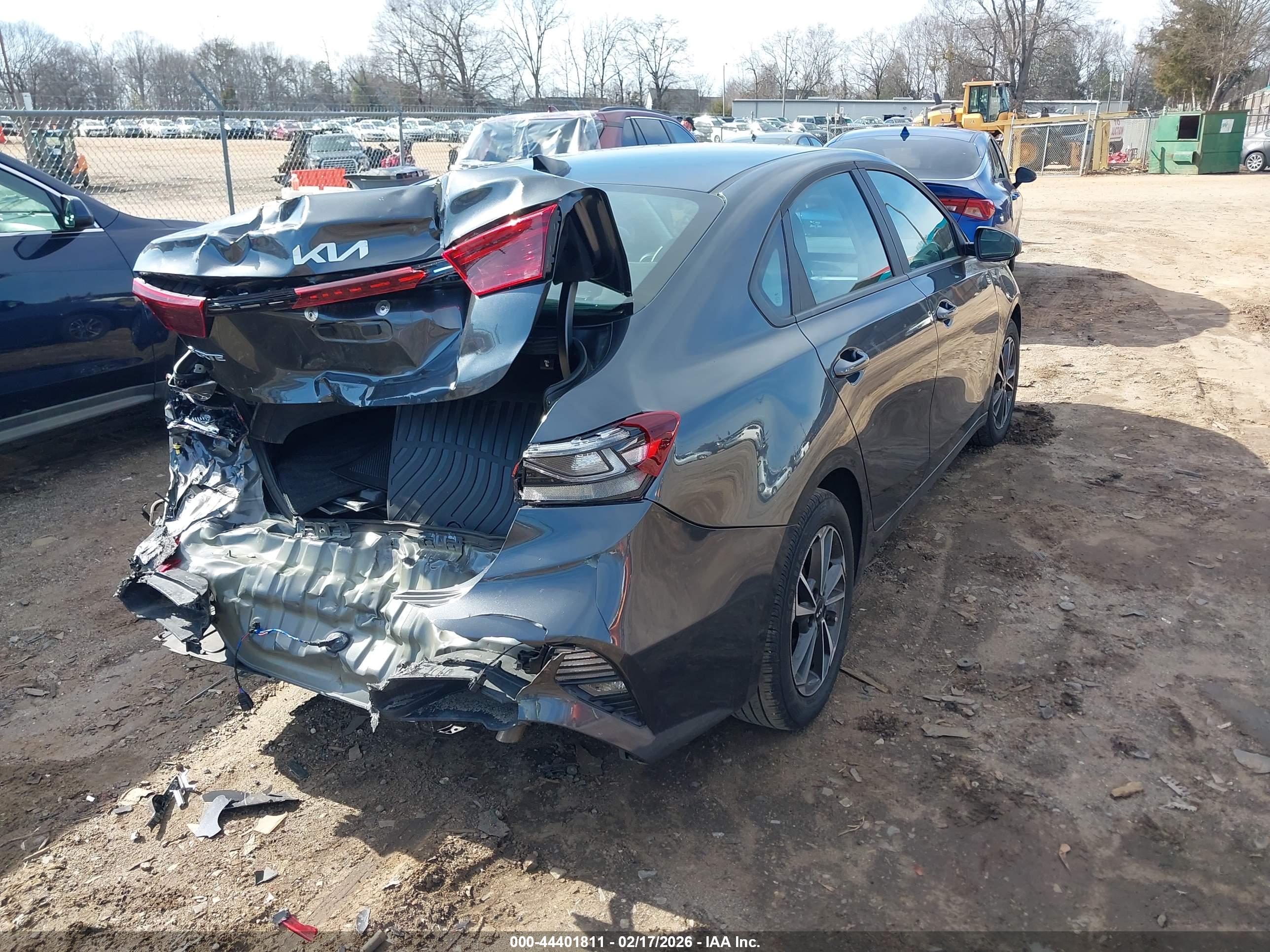 KIA FORTE image 4