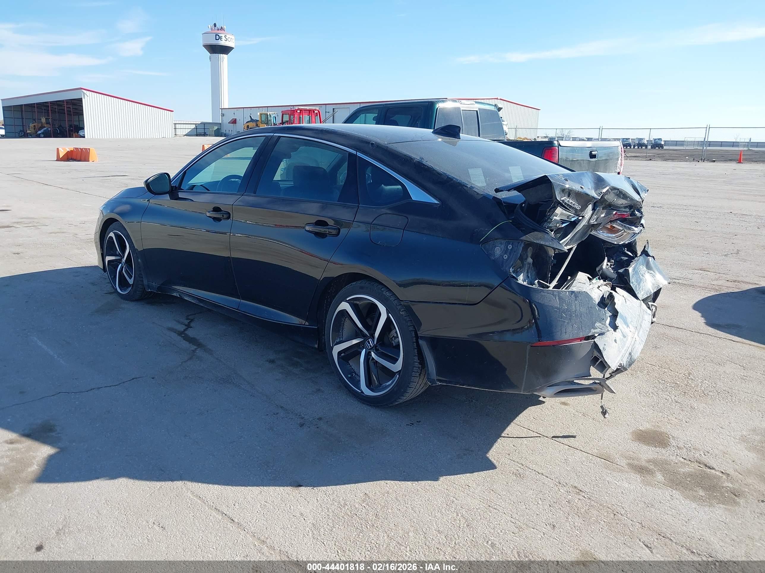 HONDA ACCORD image 3