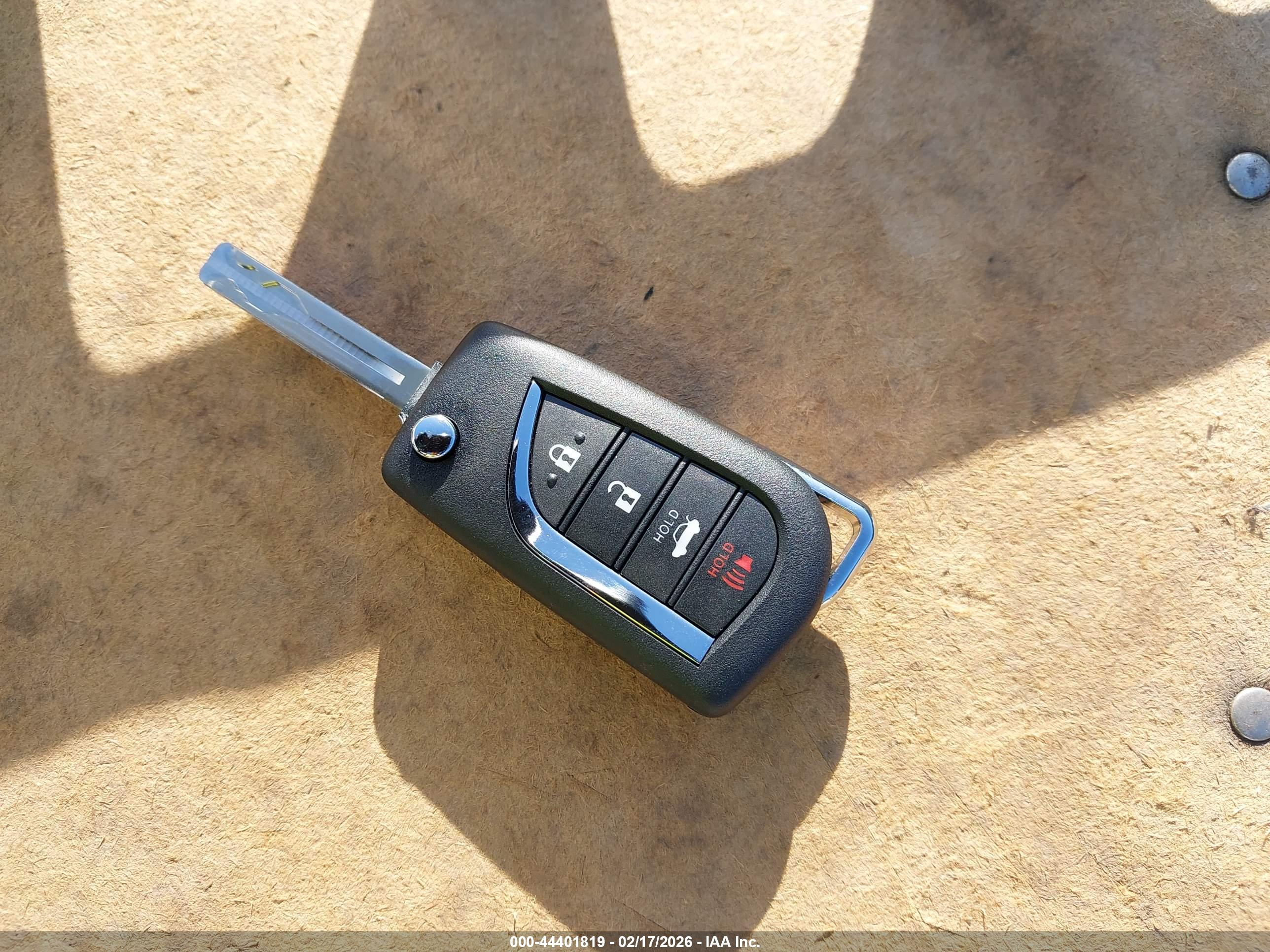 TOYOTA COROLLA image 11