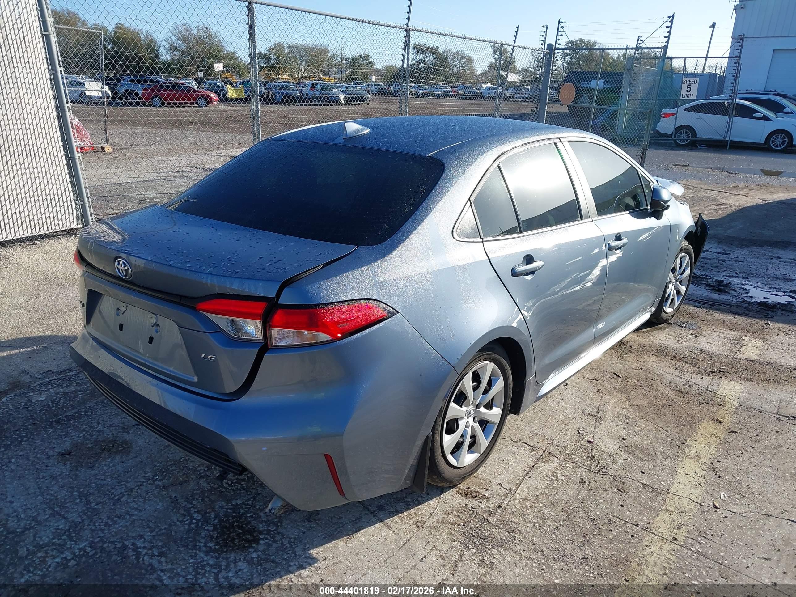 TOYOTA COROLLA image 4