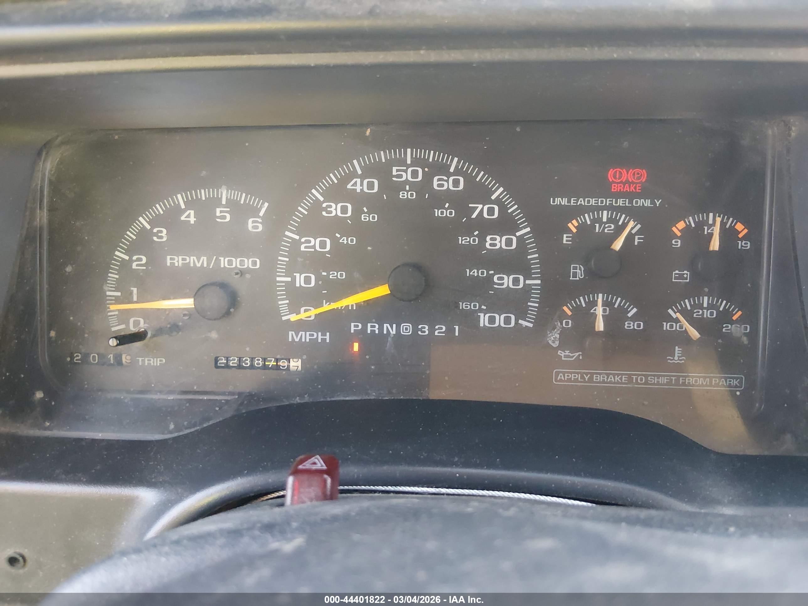 CHEVROLET TAHOE image 7