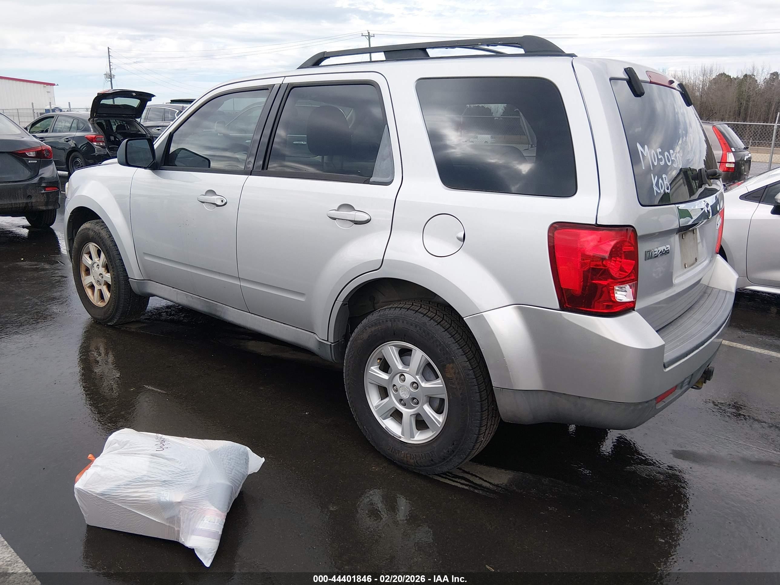 MAZDA TRIBUTE image 3