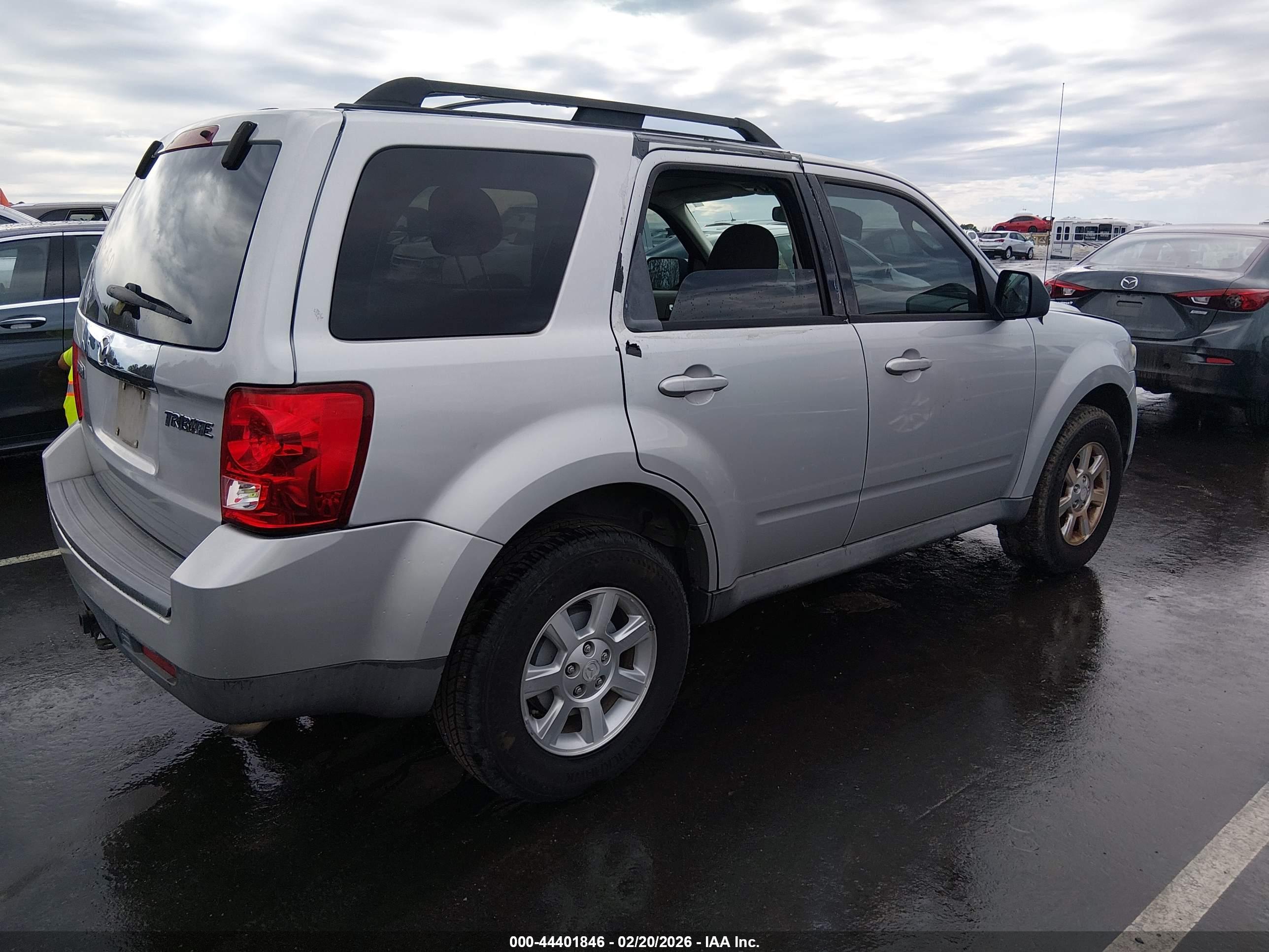 MAZDA TRIBUTE image 4