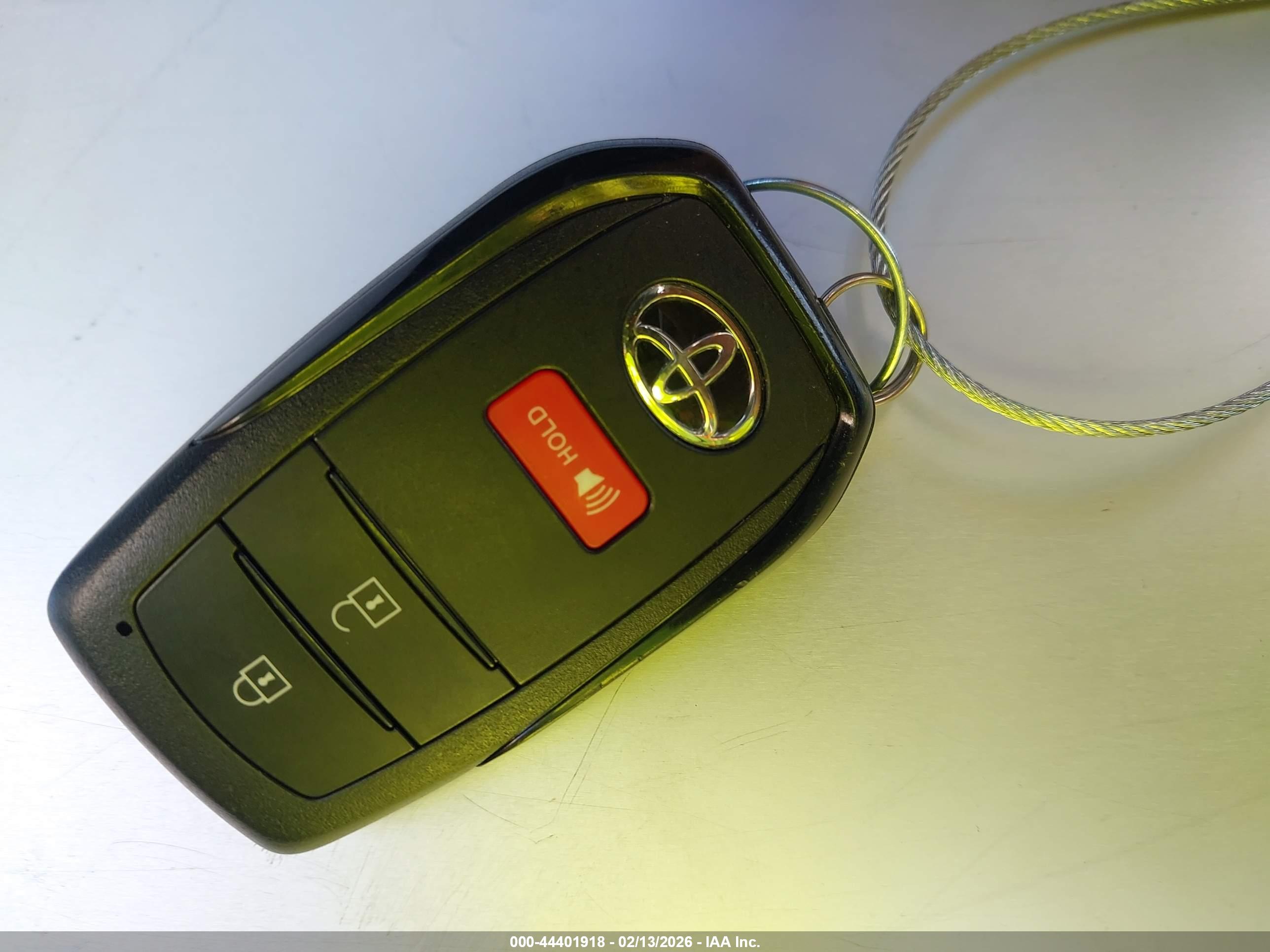 TOYOTA PRIUS image 11