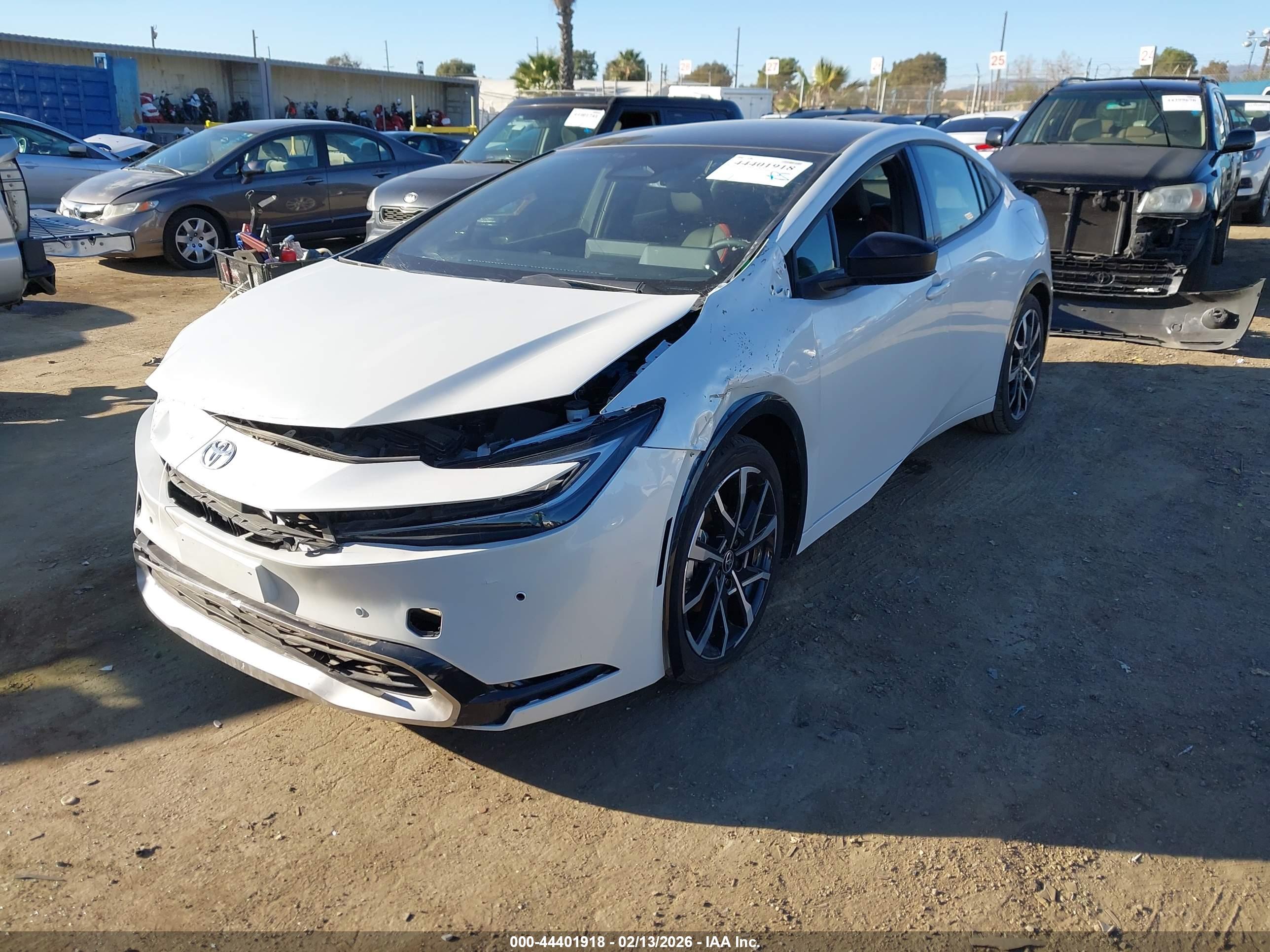 TOYOTA PRIUS image 2