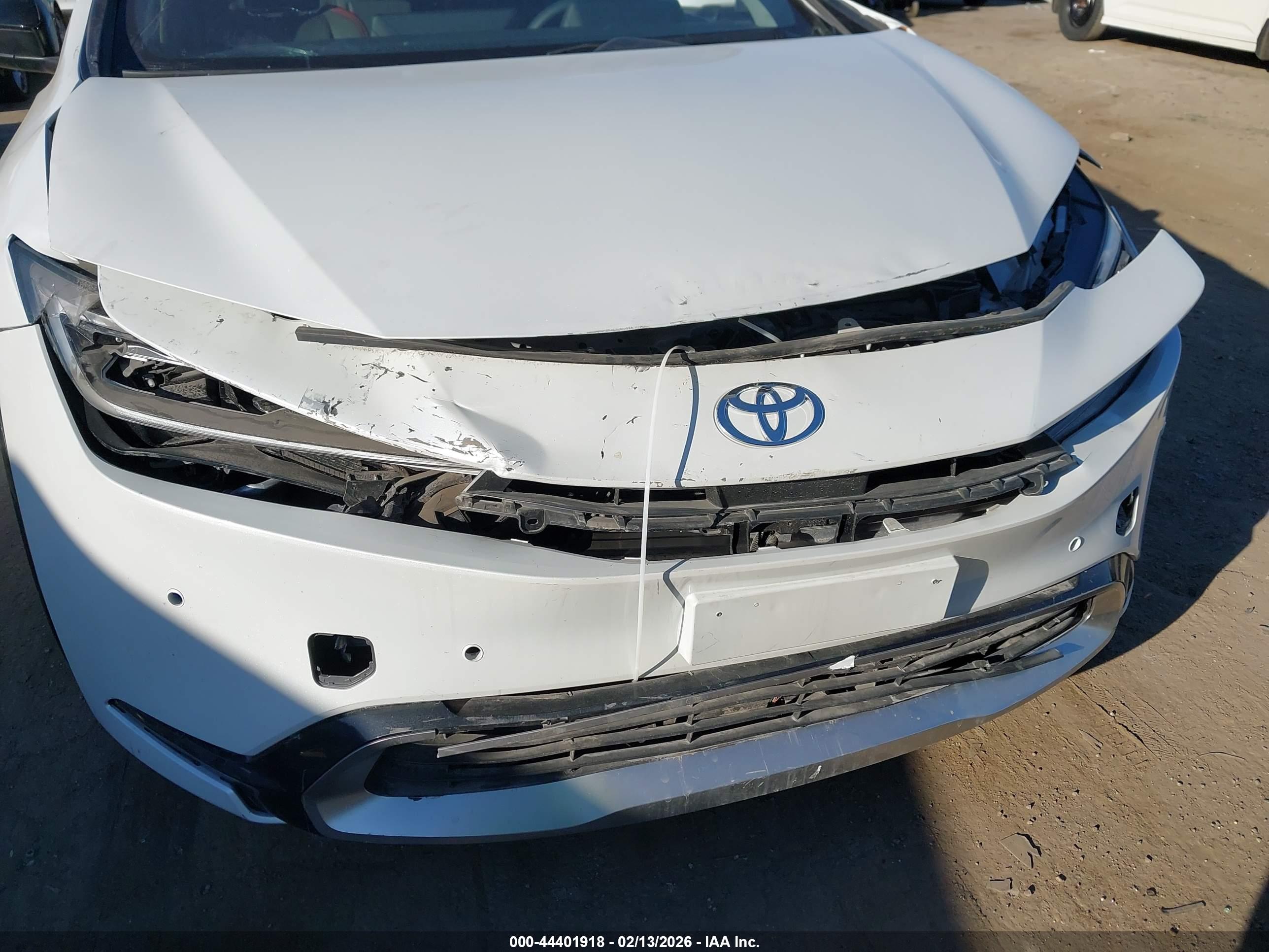 TOYOTA PRIUS image 6