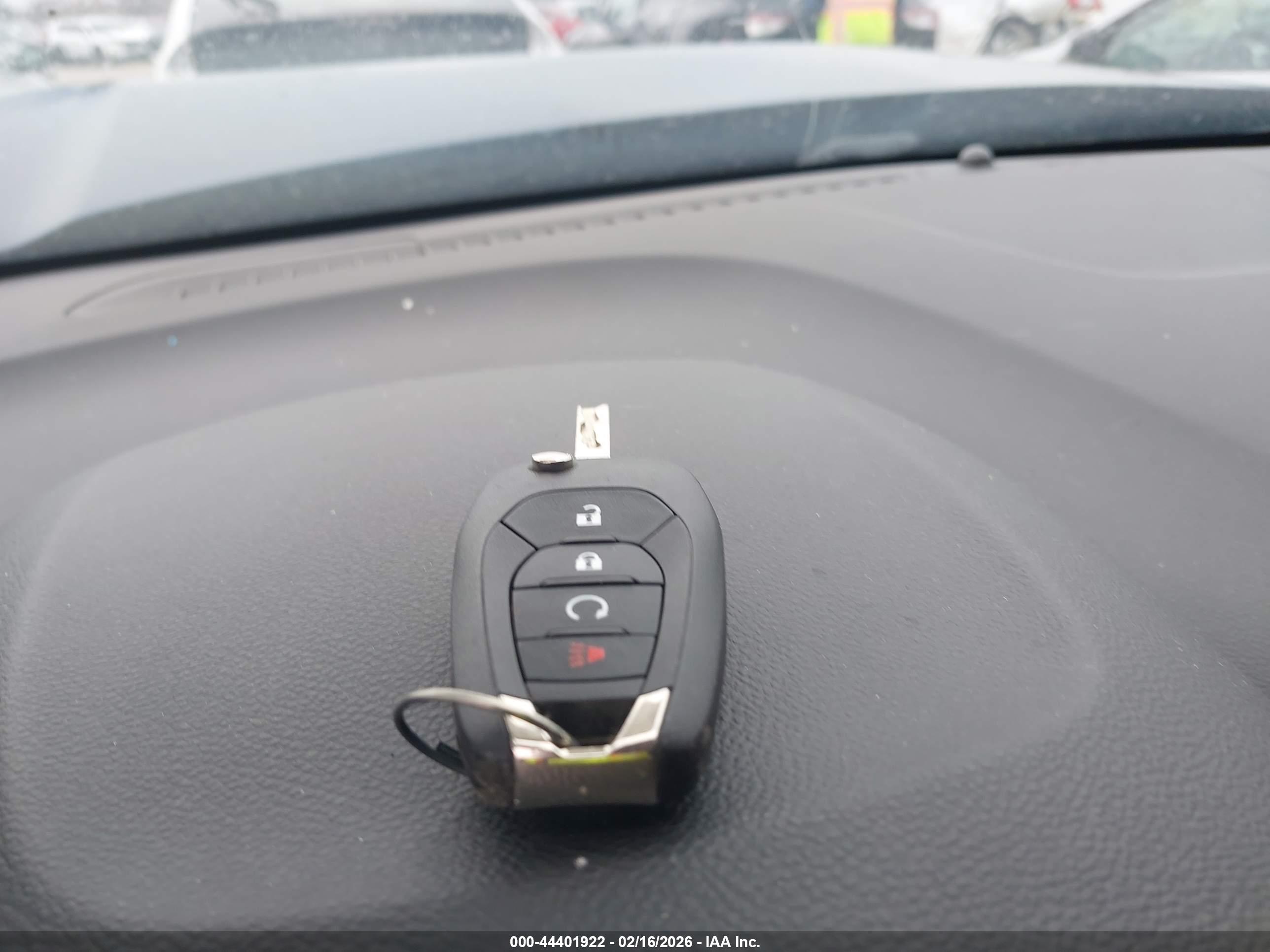 CHEVROLET TRAX image 11