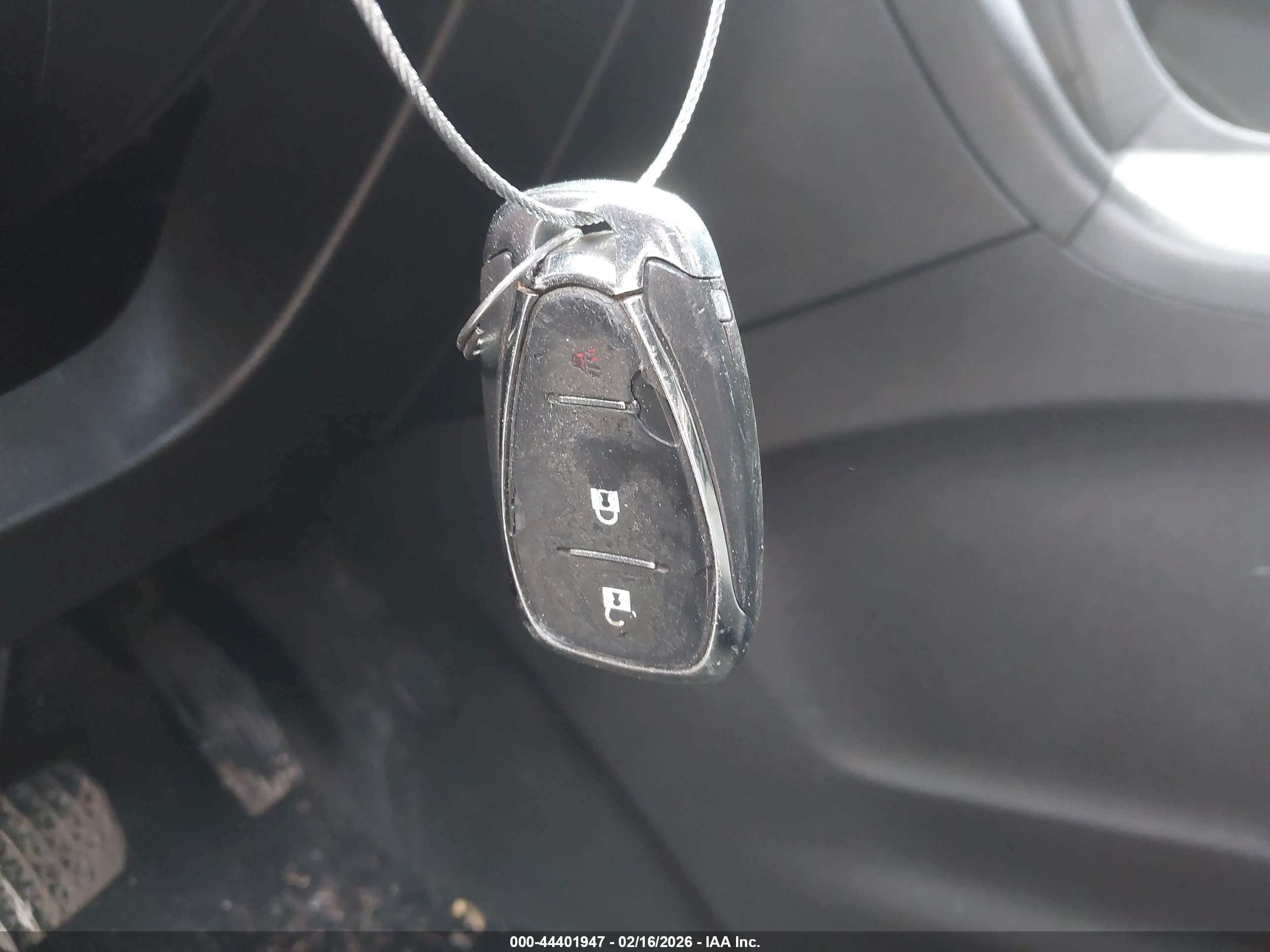 CHEVROLET EQUINOX image 11
