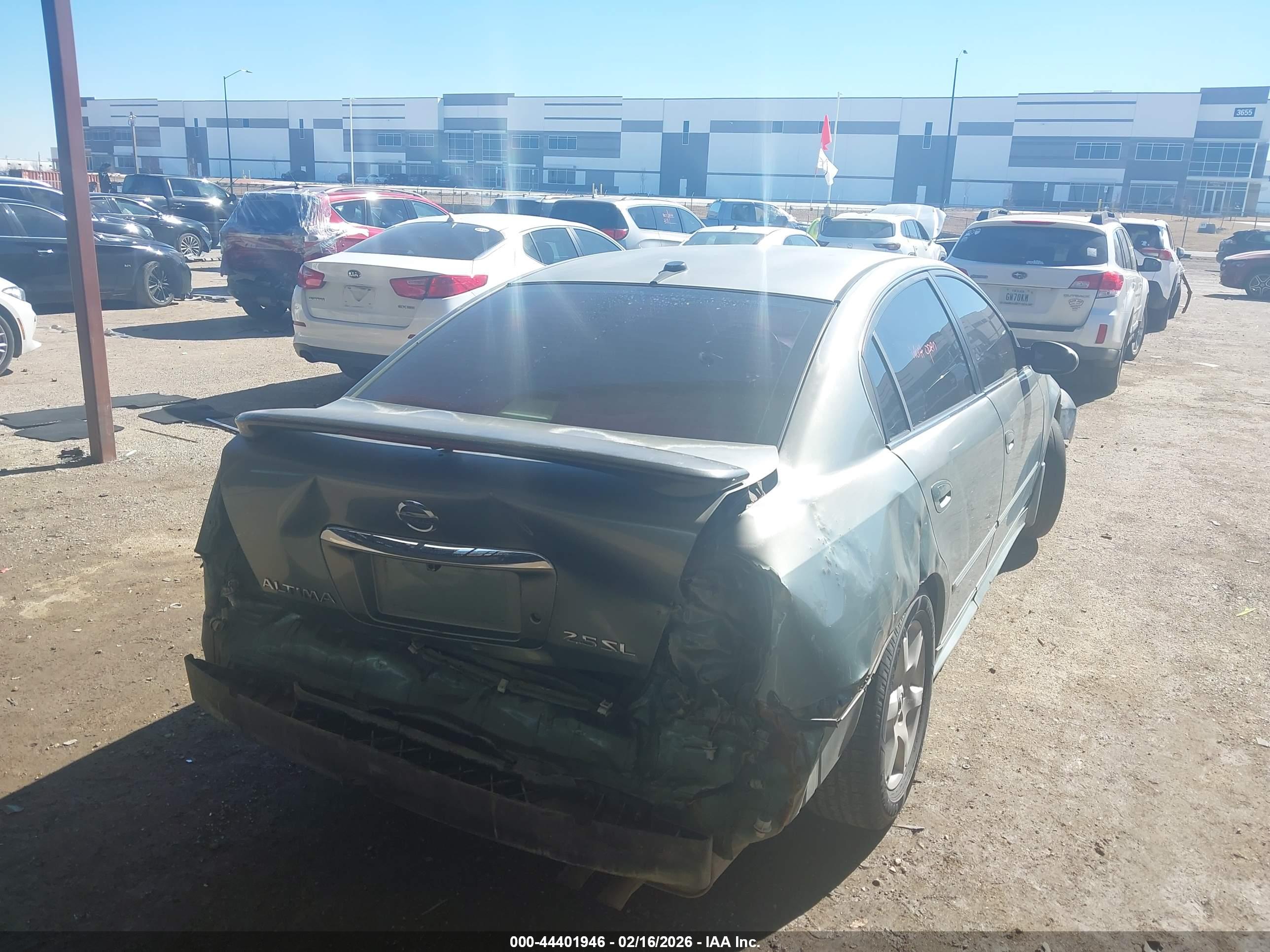 NISSAN ALTIMA image 4