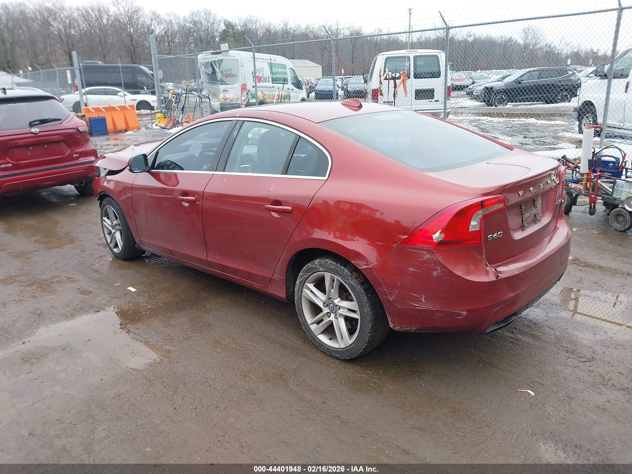 VOLVO S60 image 3
