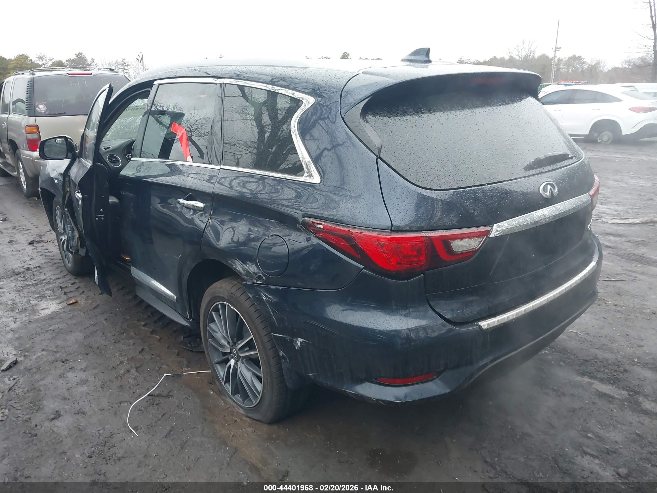 INFINITI QX60 image 3