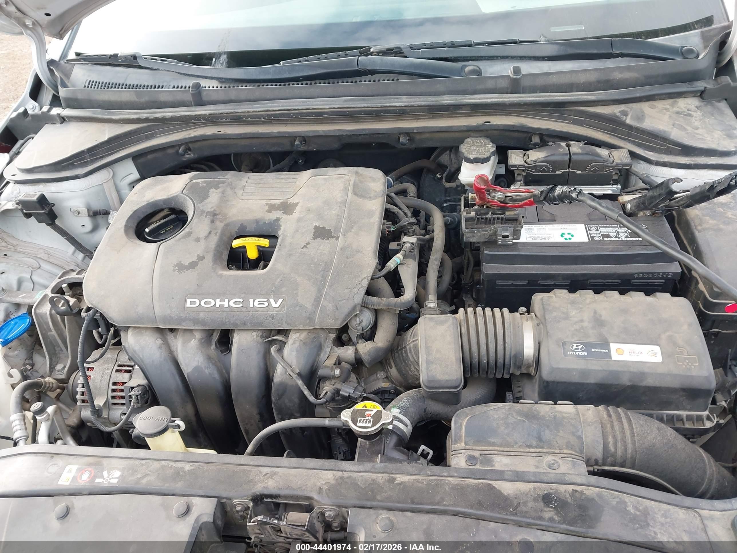 HYUNDAI ELANTRA image 10