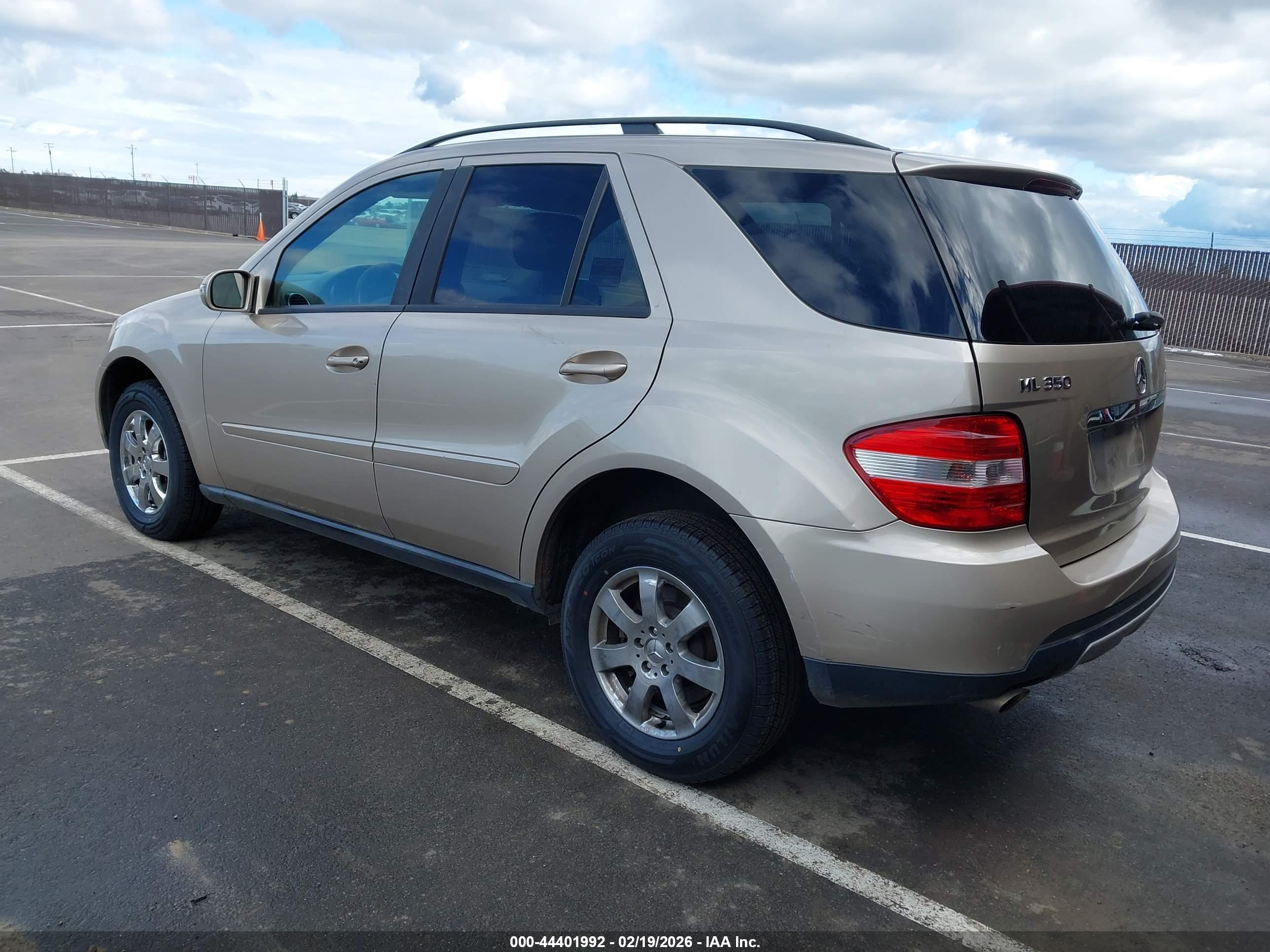 MERCEDES-BENZ ML image 3