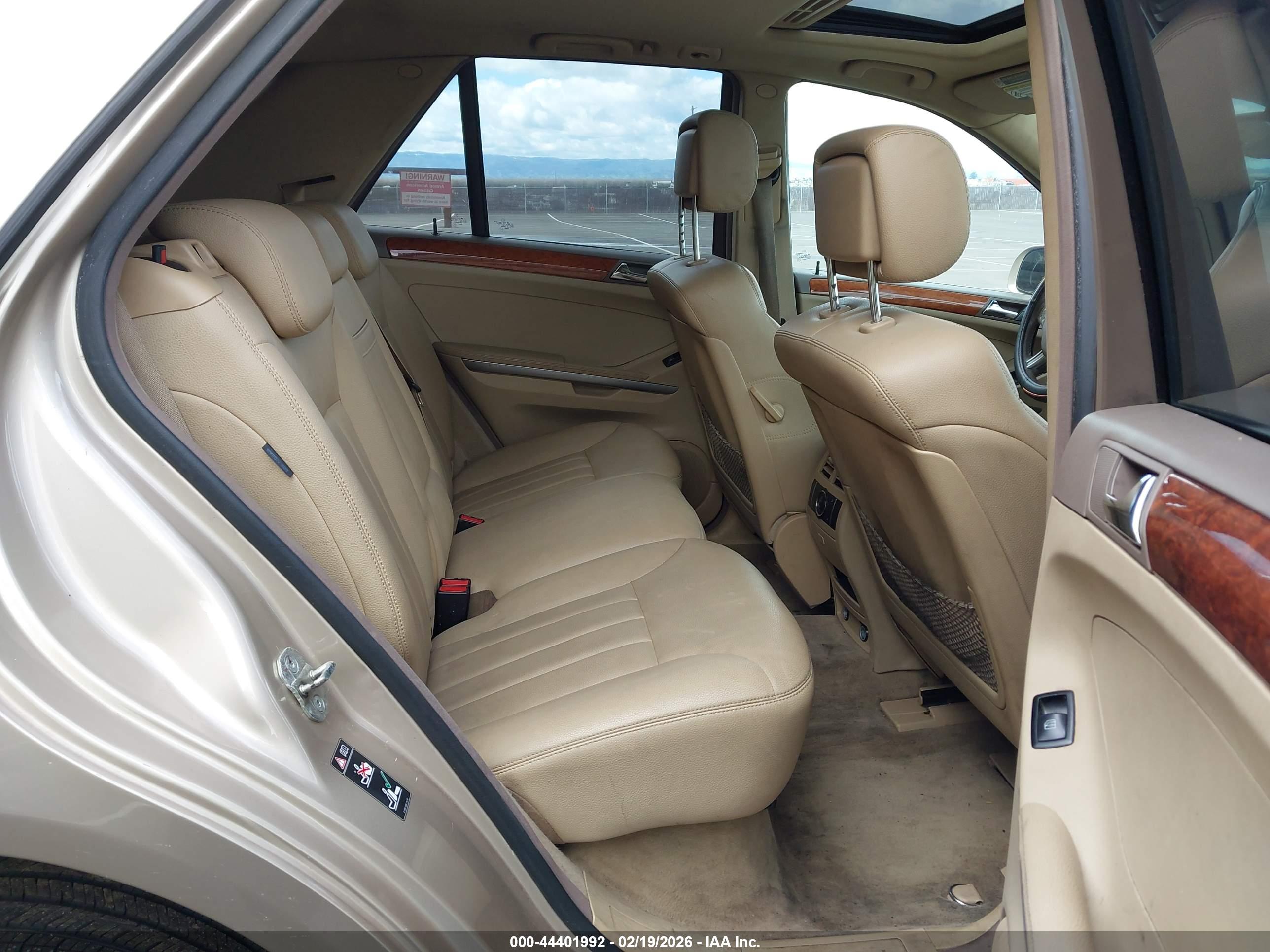 MERCEDES-BENZ ML image 8