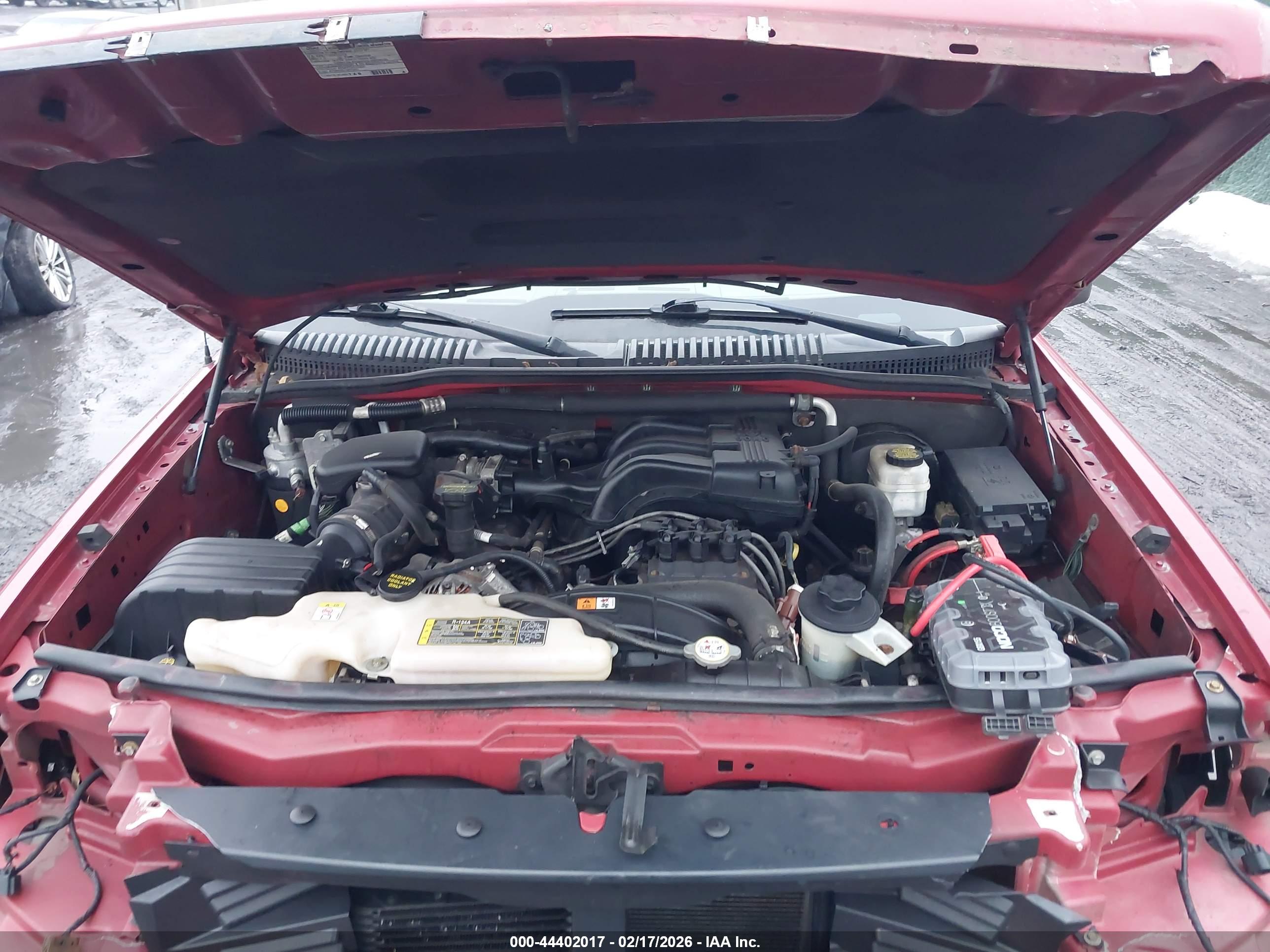 FORD EXPLORER image 10