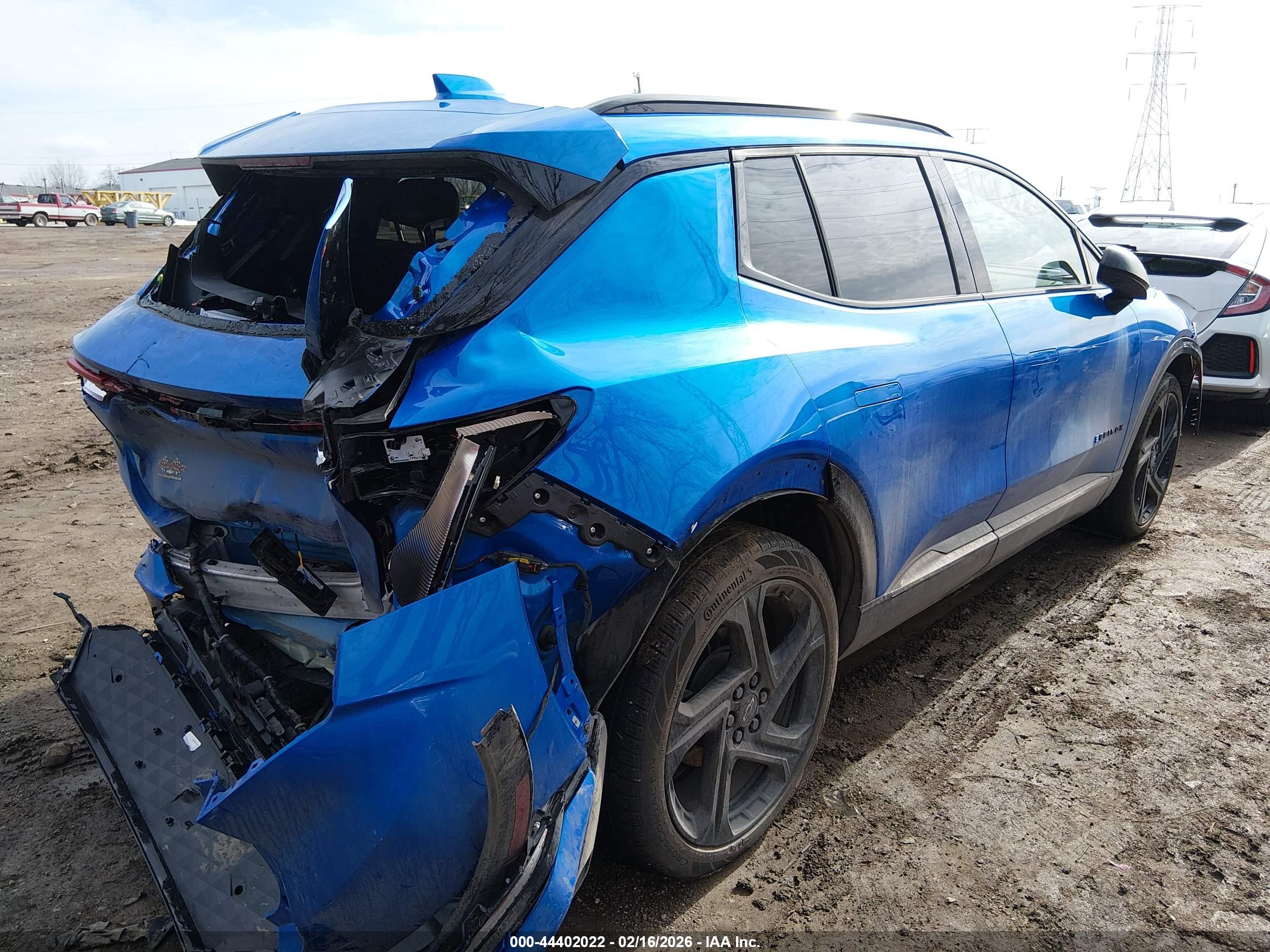 CHEVROLET EQUINOX image 4