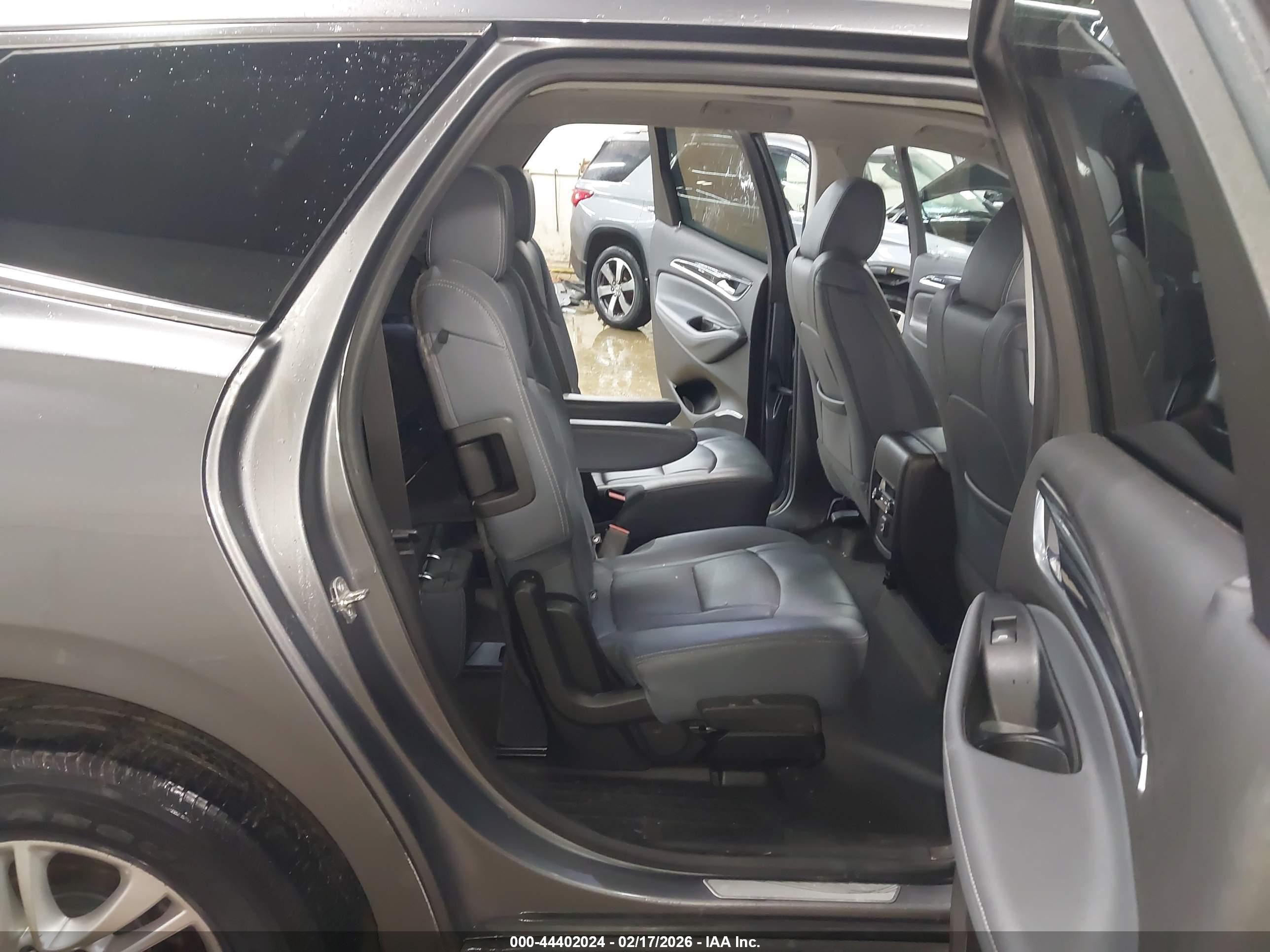 BUICK ENCLAVE image 8