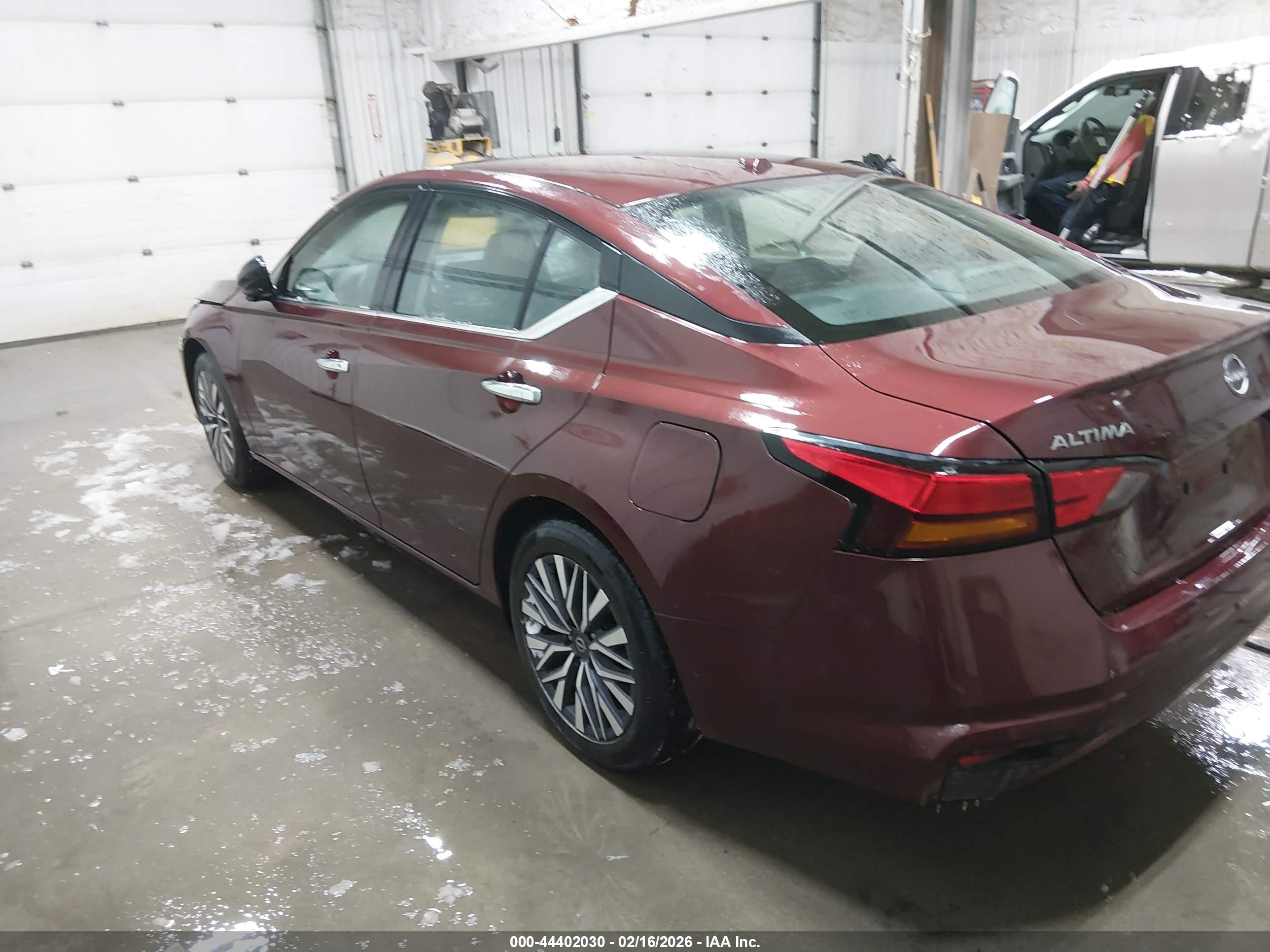 NISSAN ALTIMA image 3