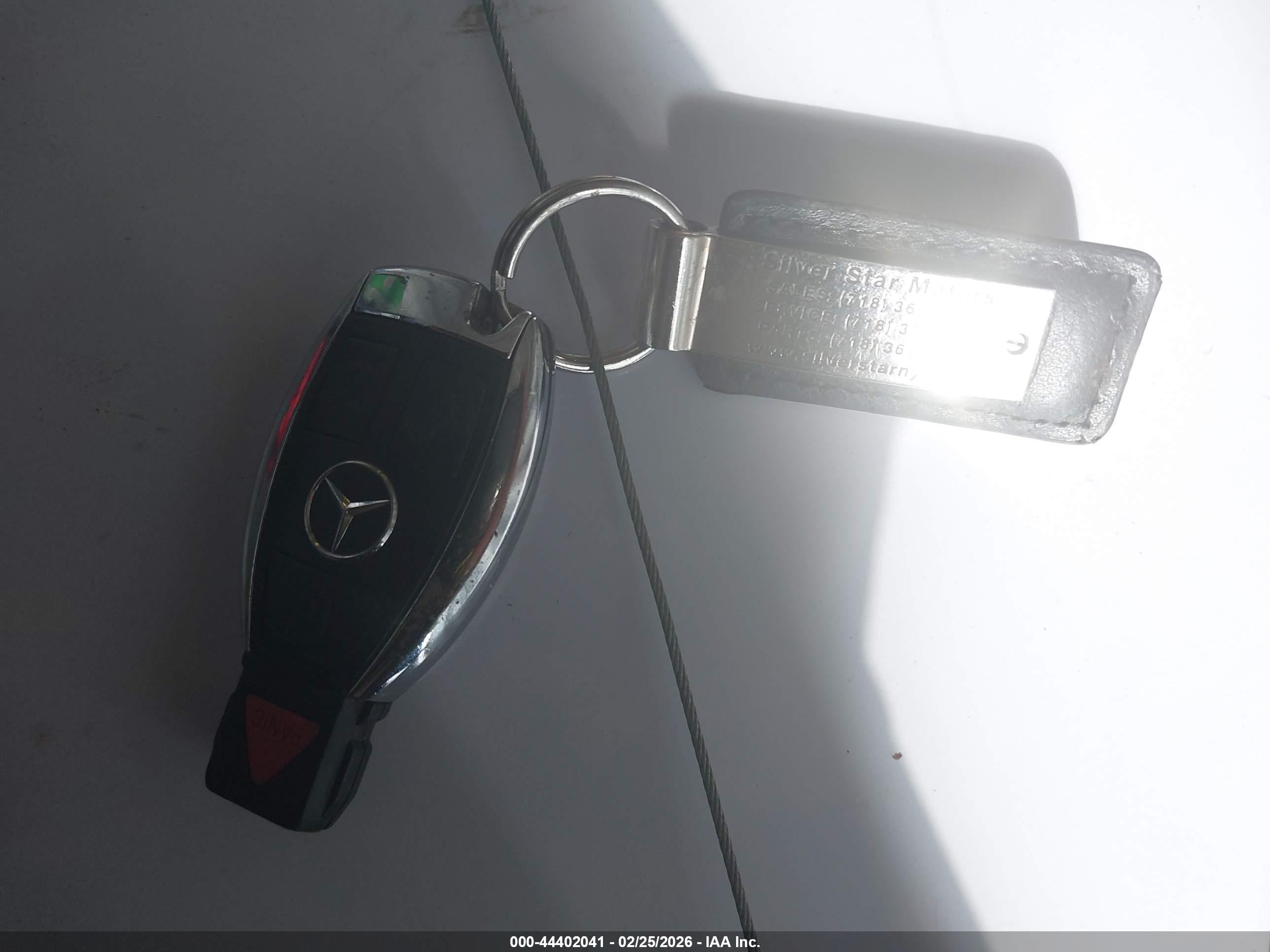 MERCEDES-BENZ C image 11