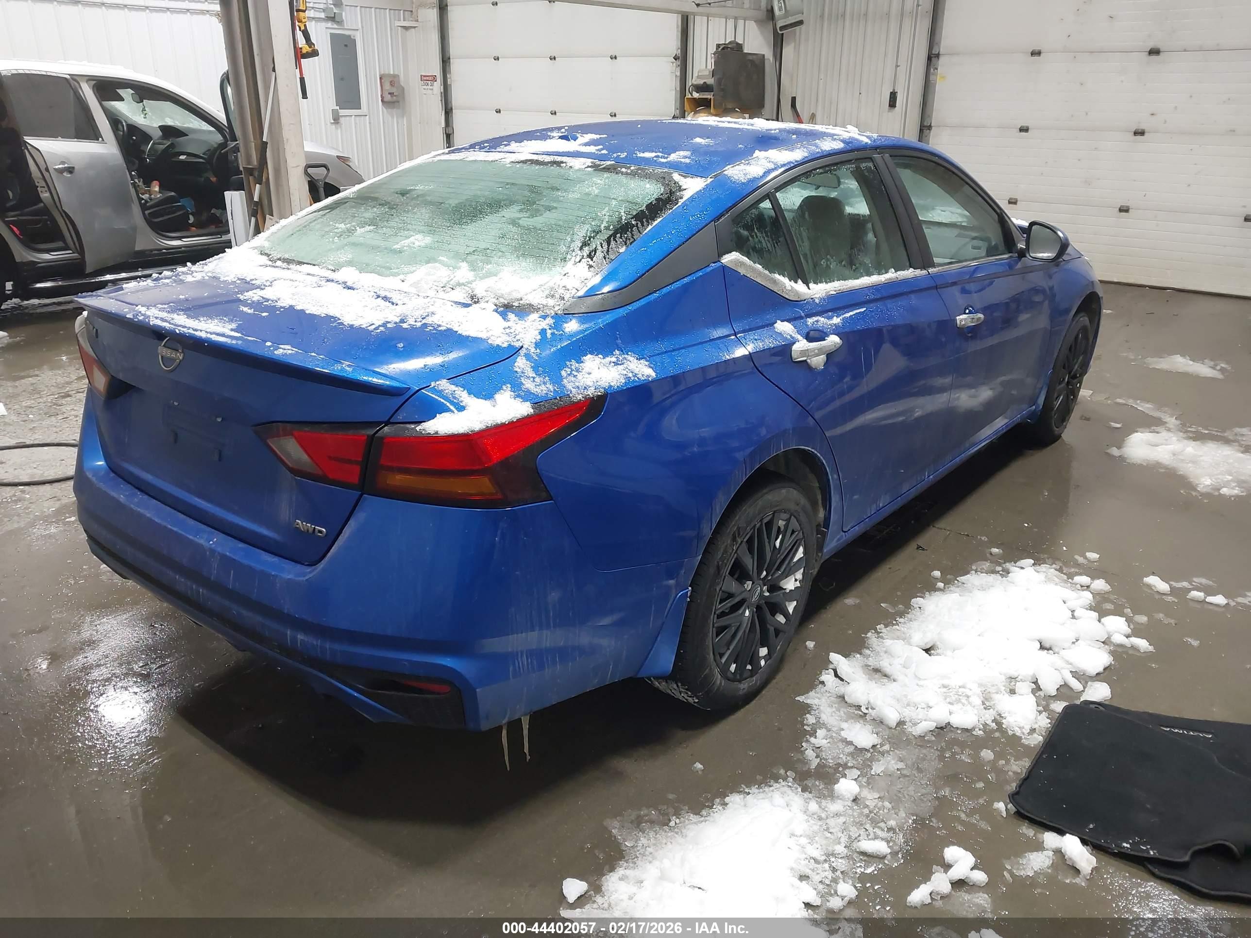 NISSAN ALTIMA image 4