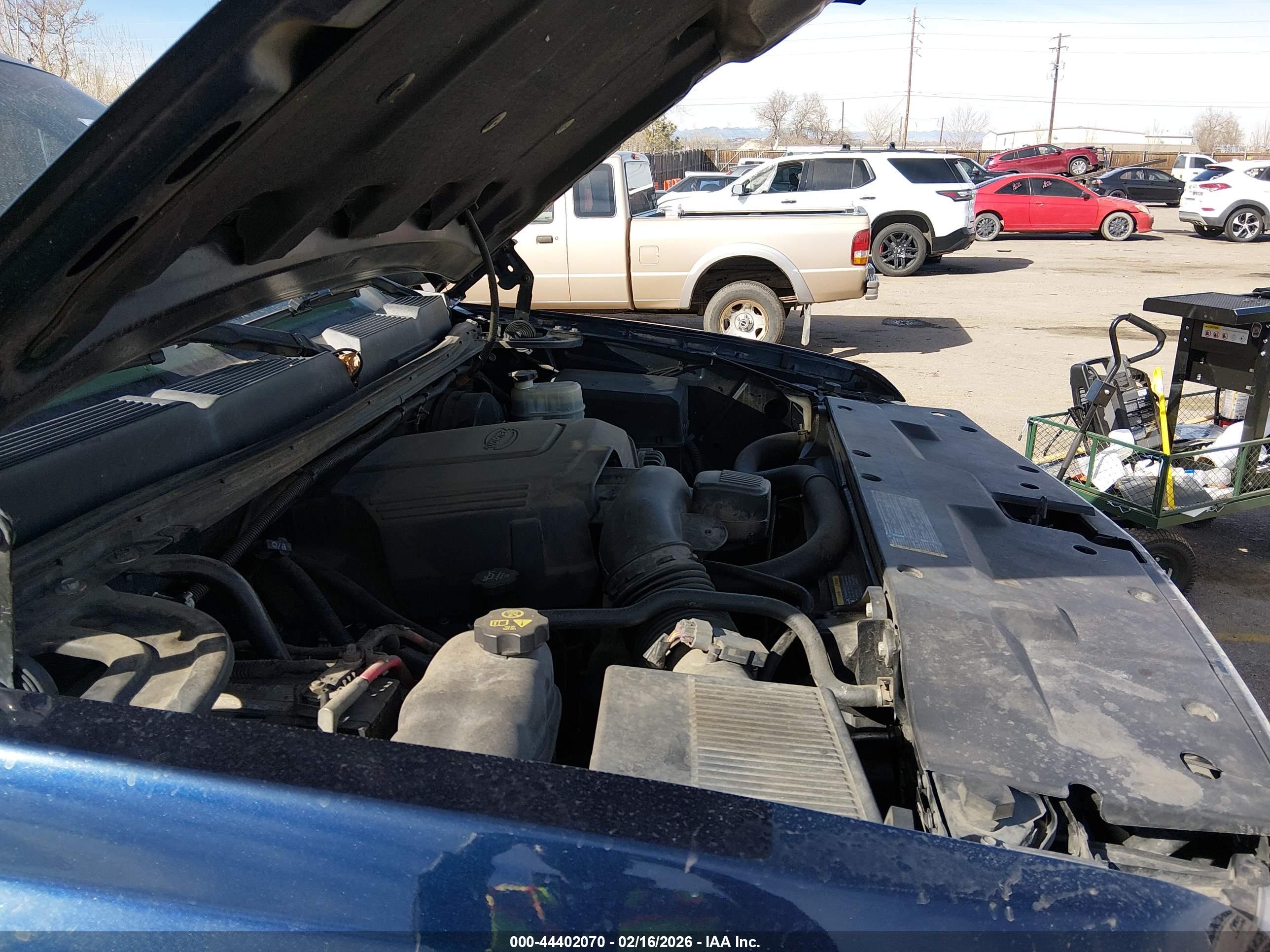 CHEVROLET SILVERADO image 10