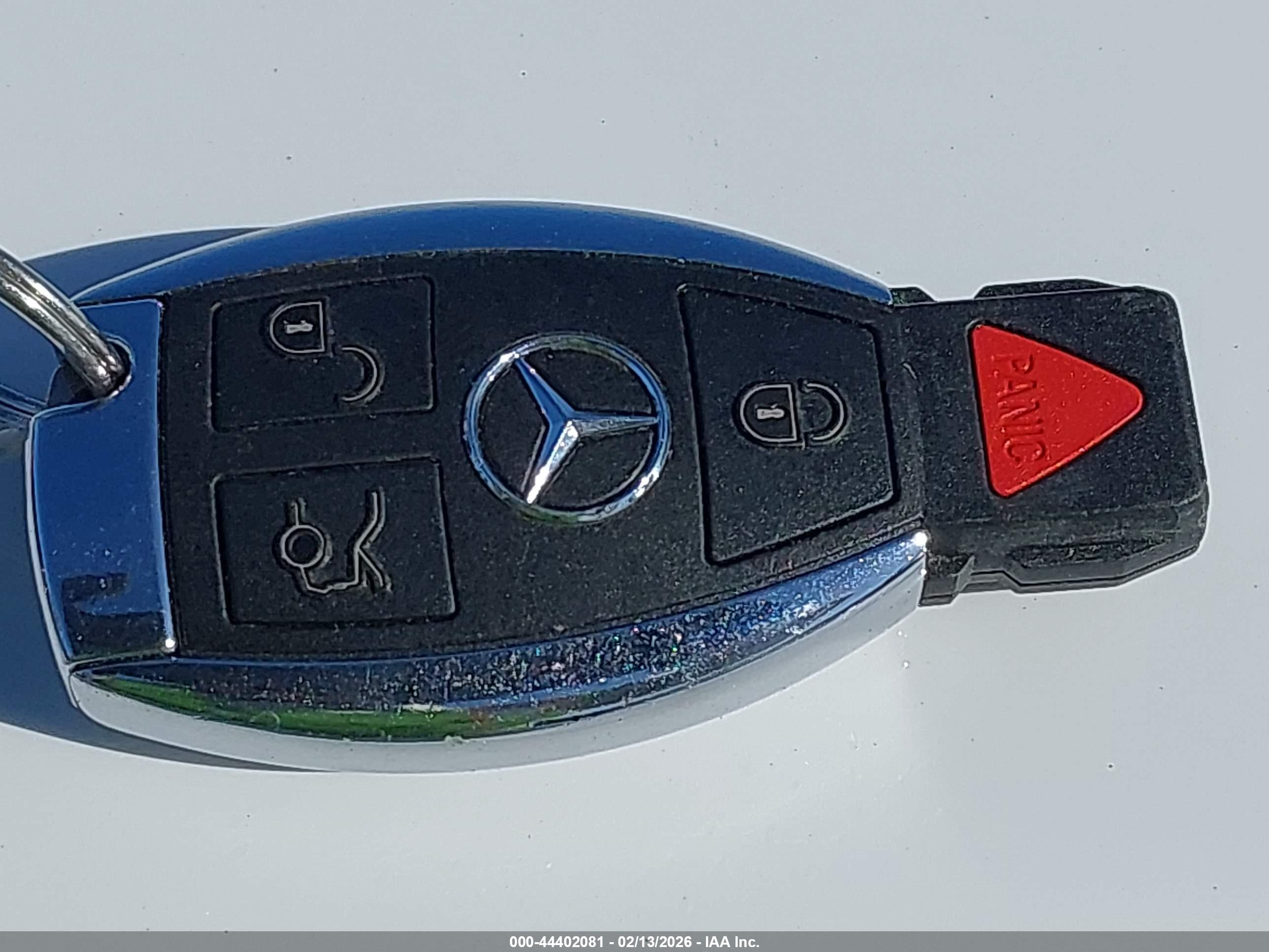 MERCEDES-BENZ C image 11