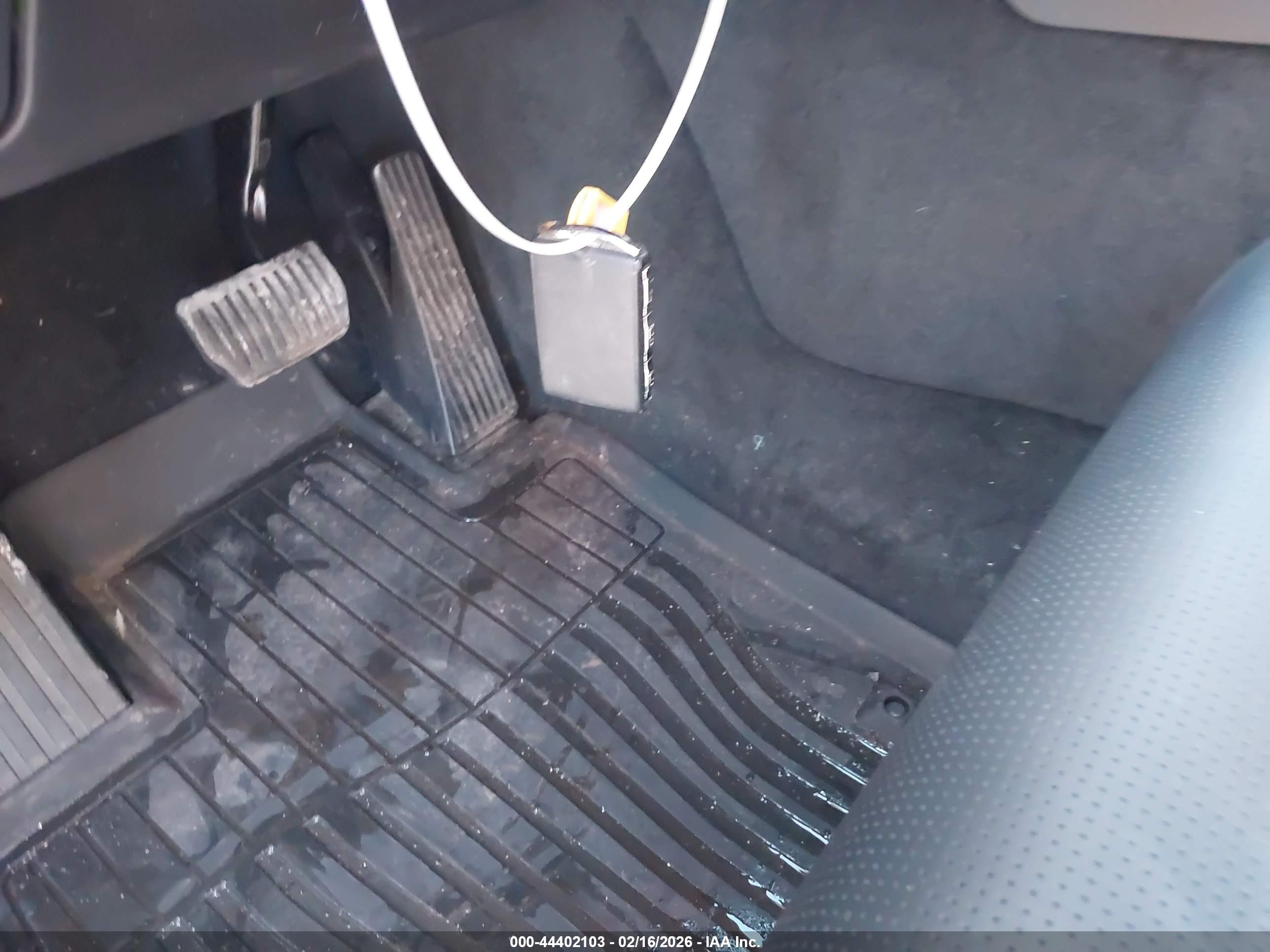 VOLVO XC90 image 11
