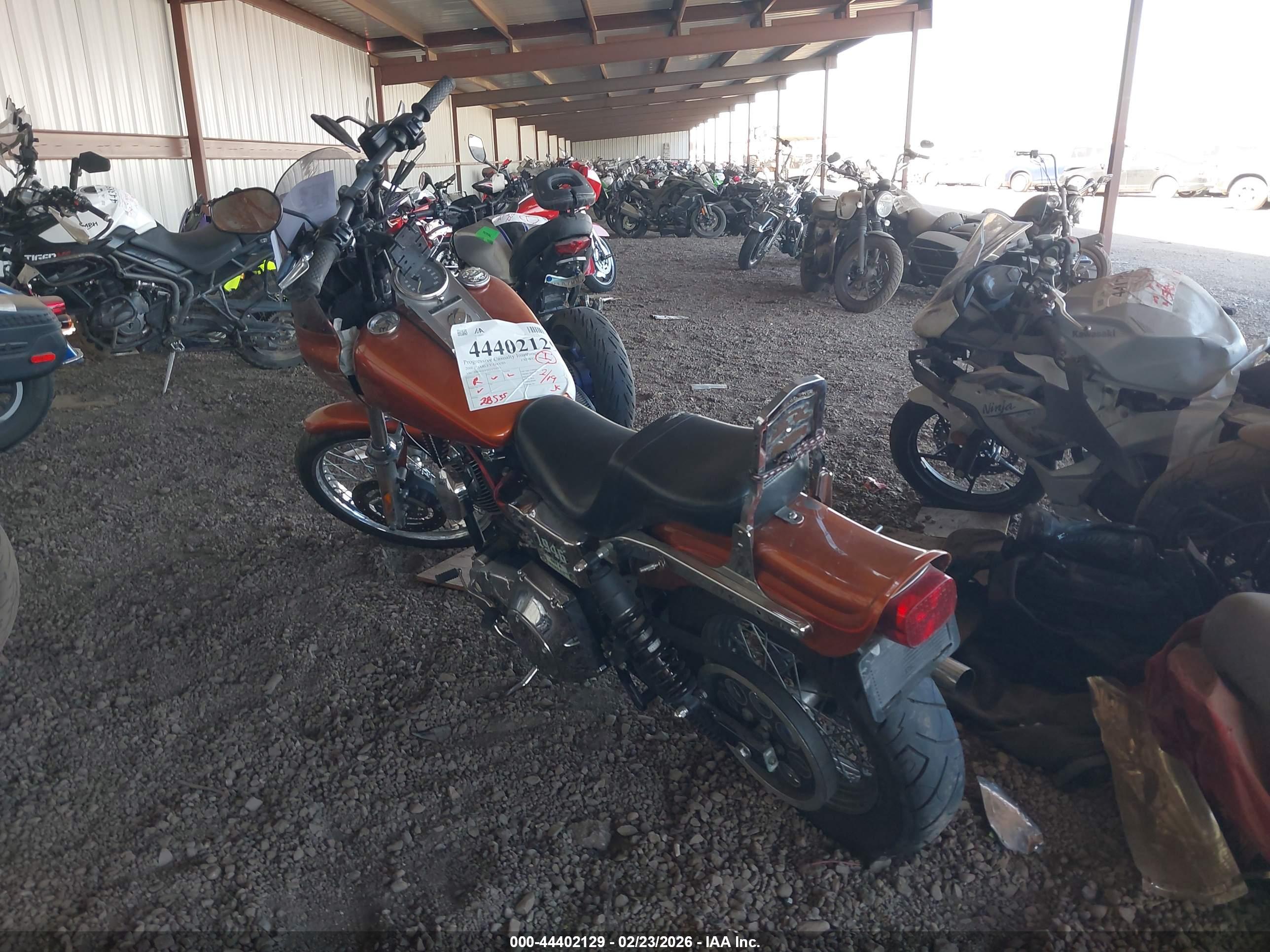 HARLEY-DAVIDSON FXDWG image 3