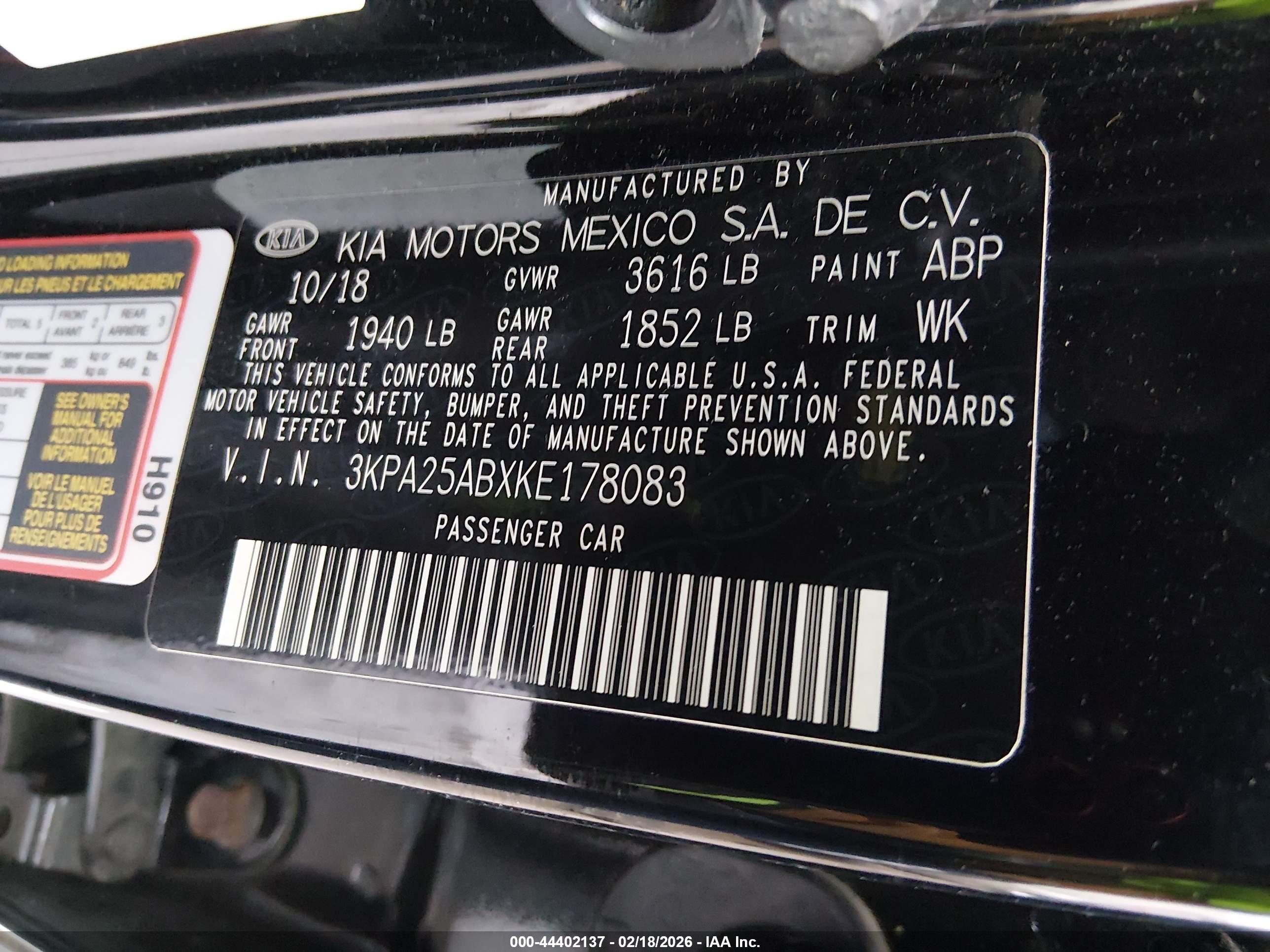 KIA RIO image 9