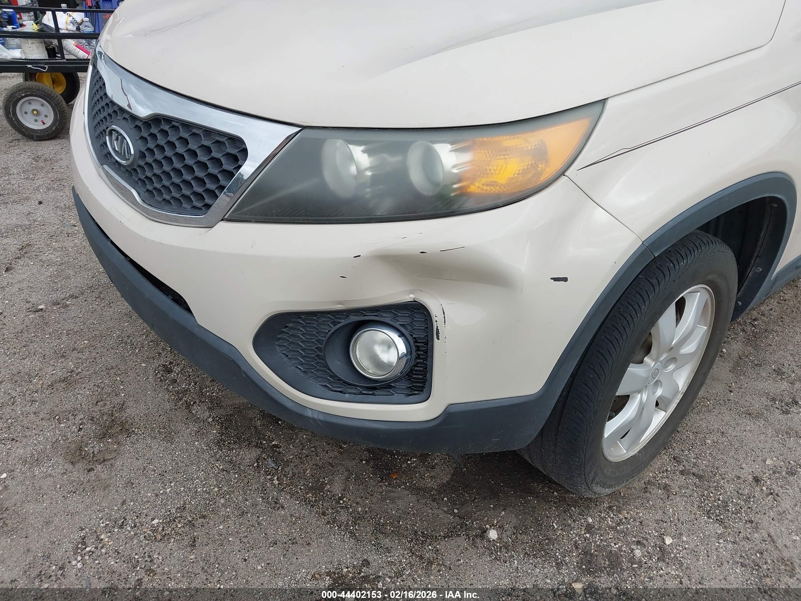 KIA SORENTO image 6