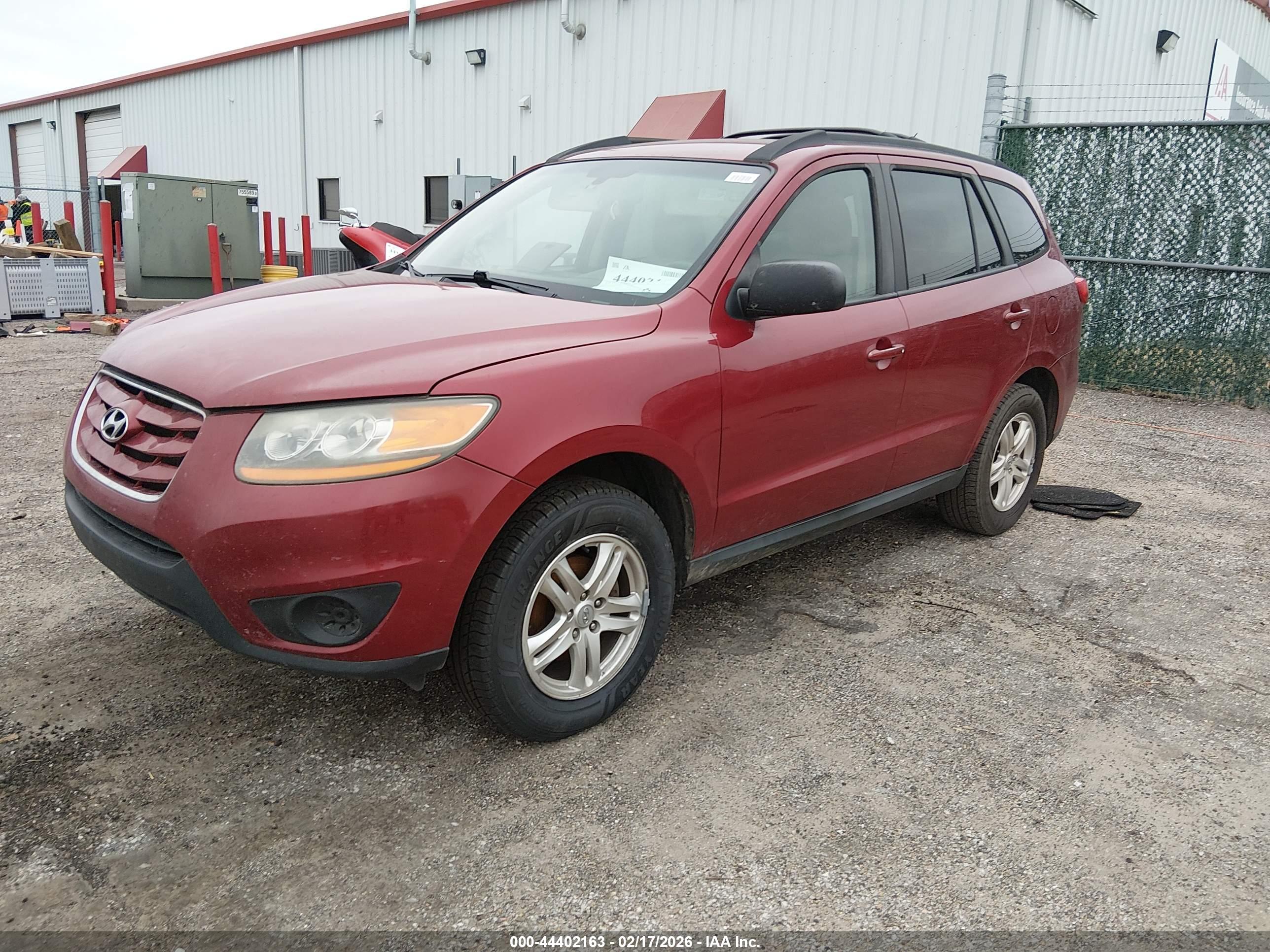 HYUNDAI SANTA image 2