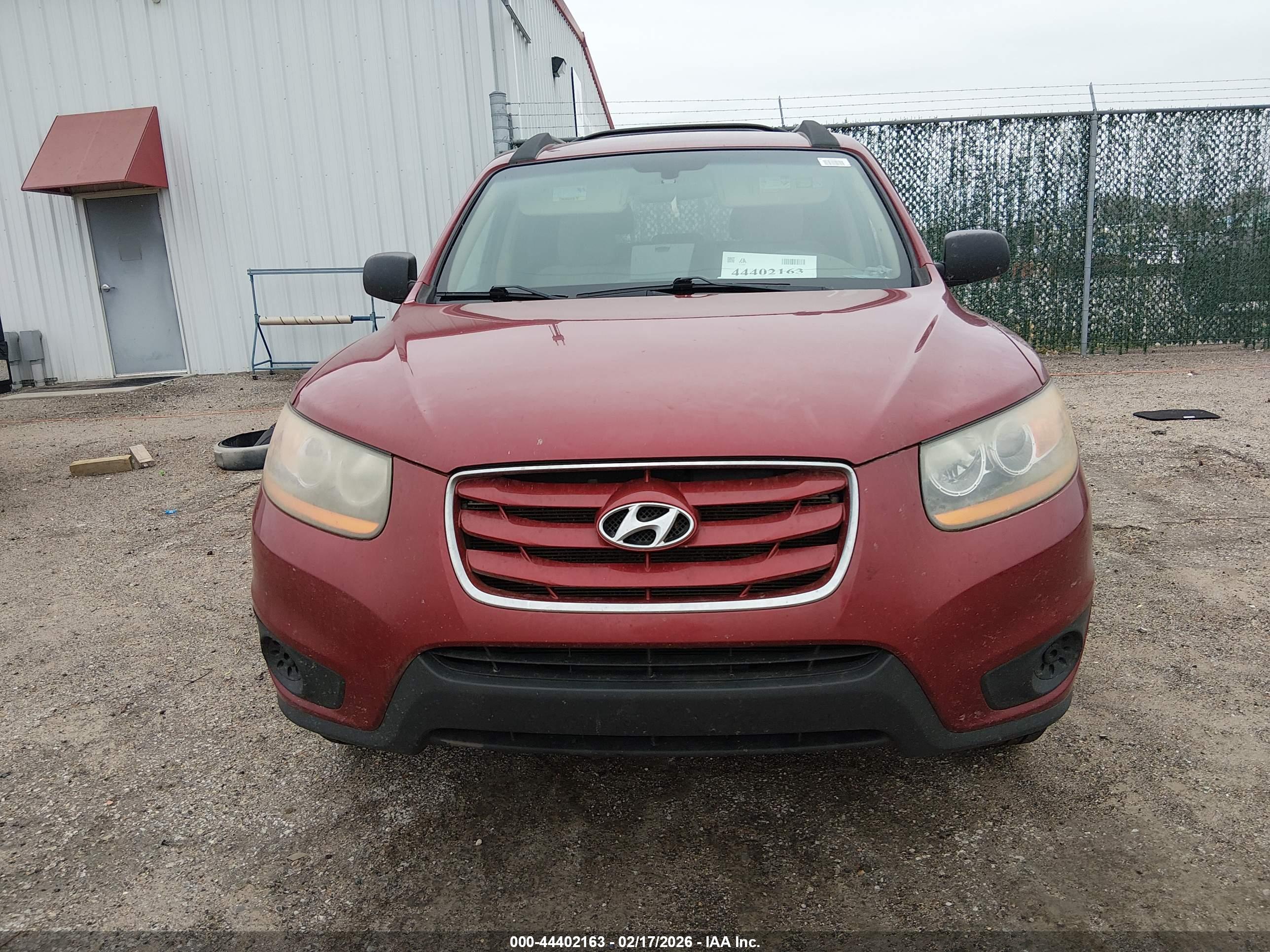 HYUNDAI SANTA image 6