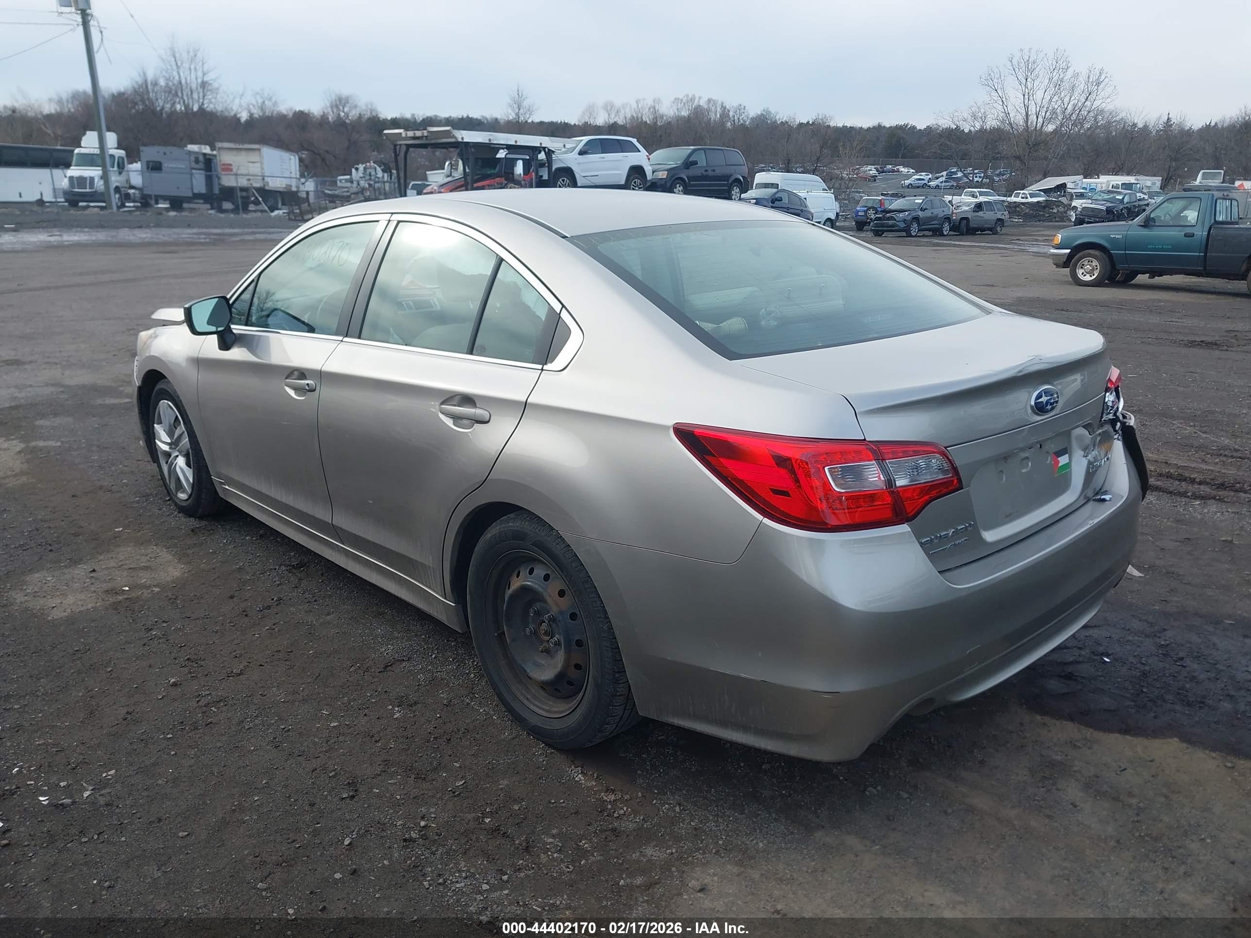 SUBARU LEGACY image 3