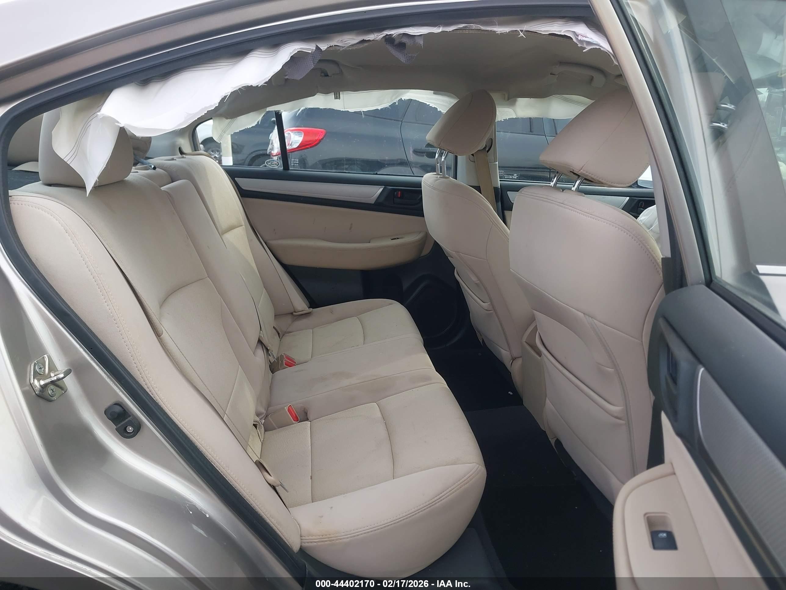 SUBARU LEGACY image 8