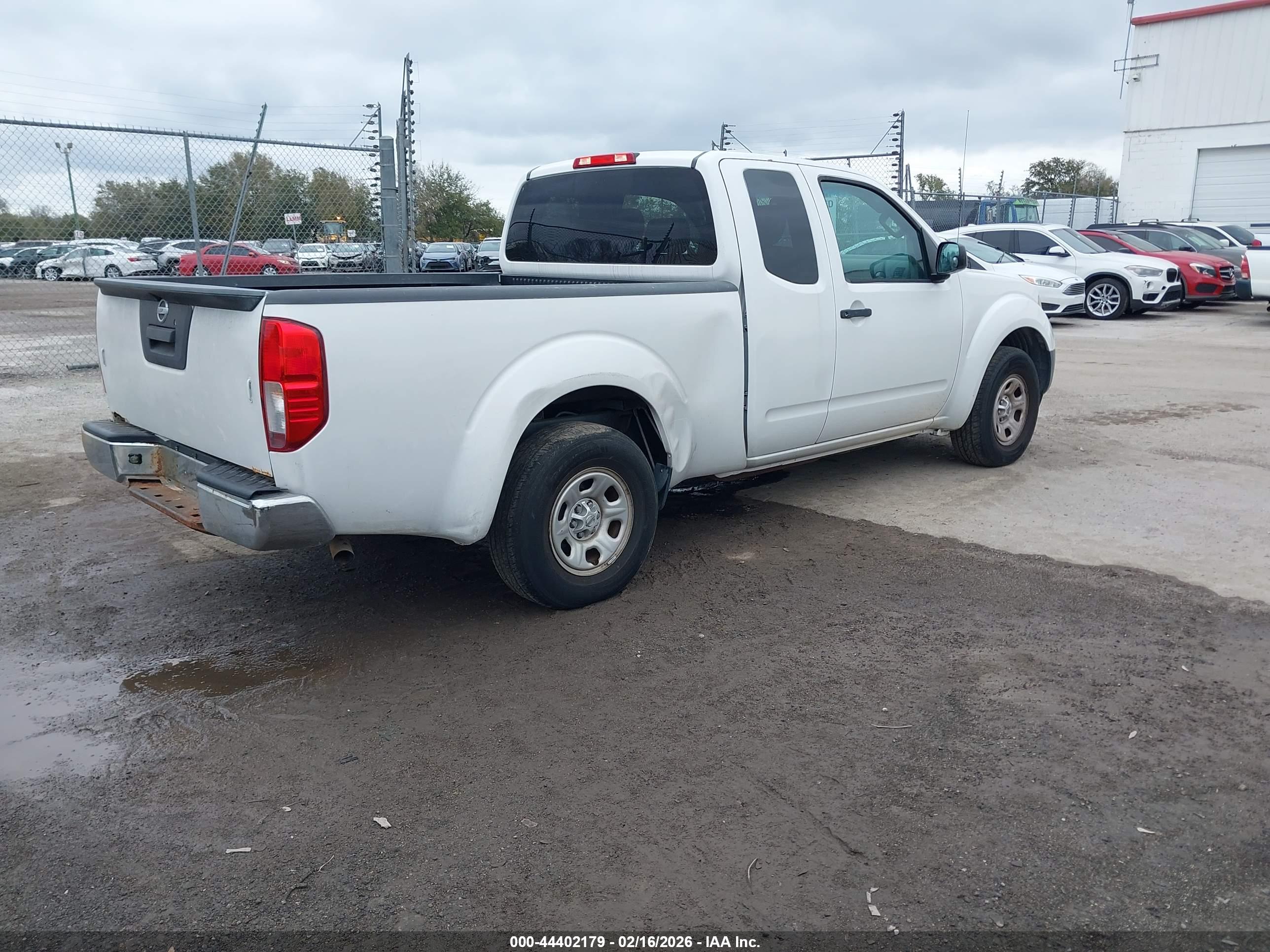 NISSAN FRONTIER image 4