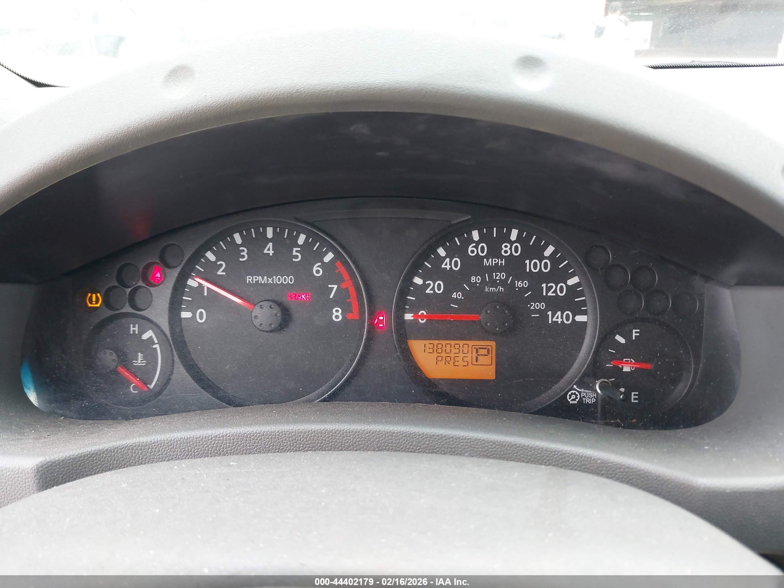NISSAN FRONTIER image 7