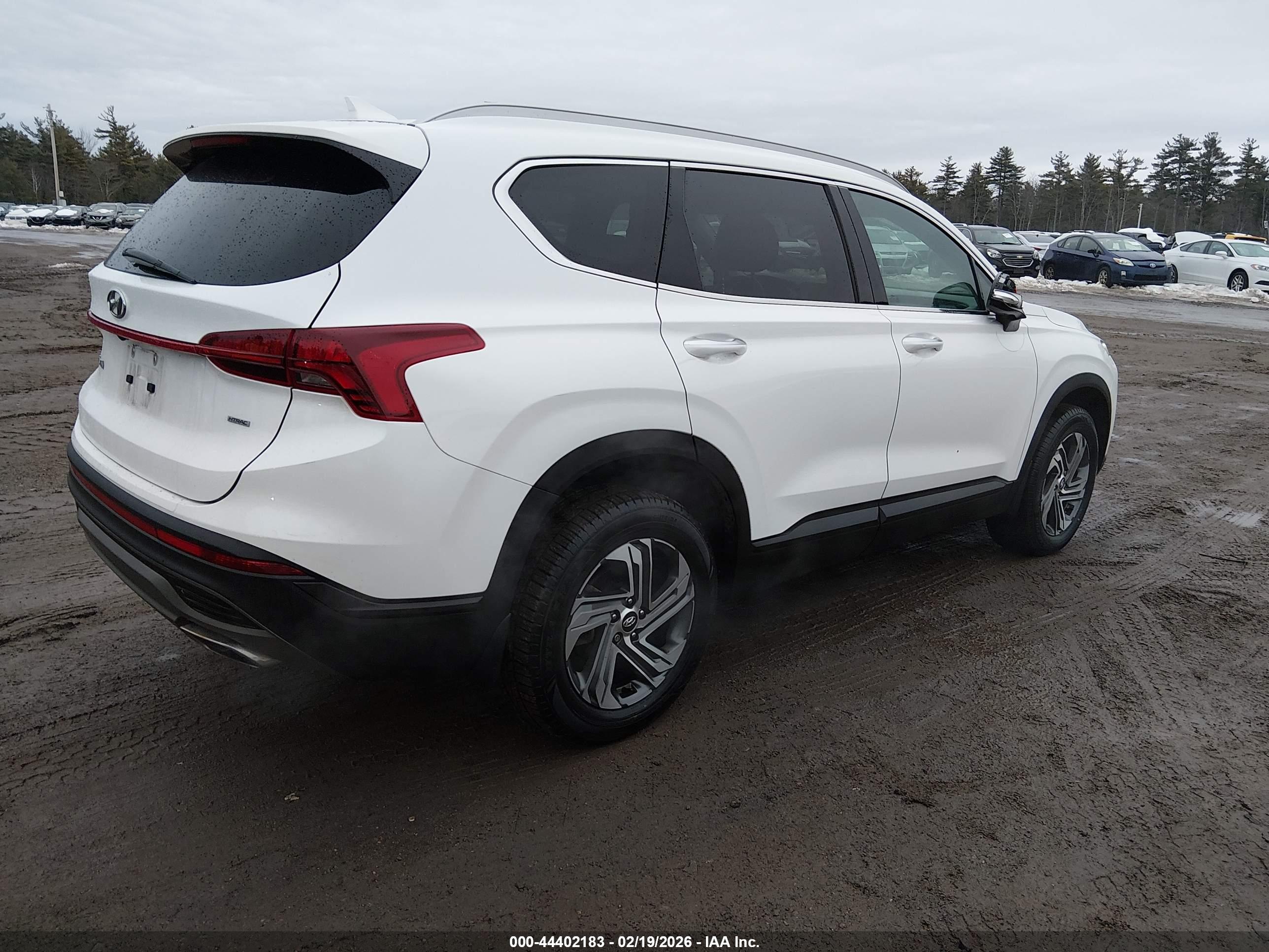 HYUNDAI SANTA image 4