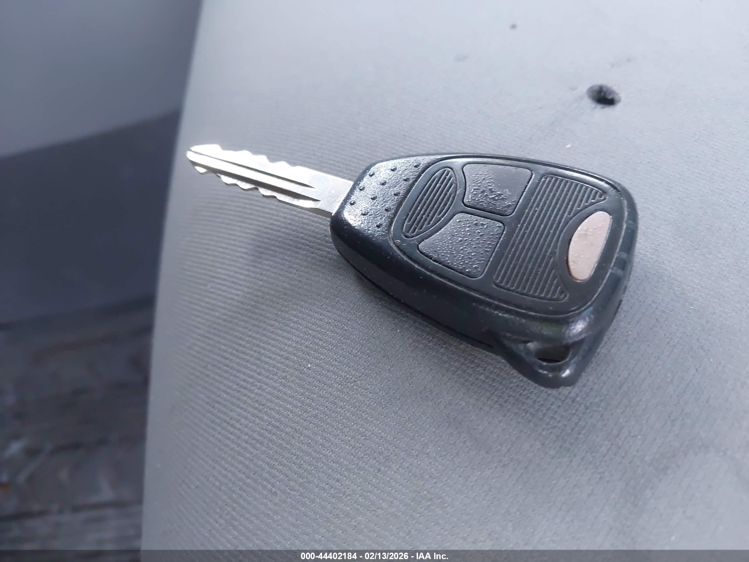 DODGE CALIBER image 11