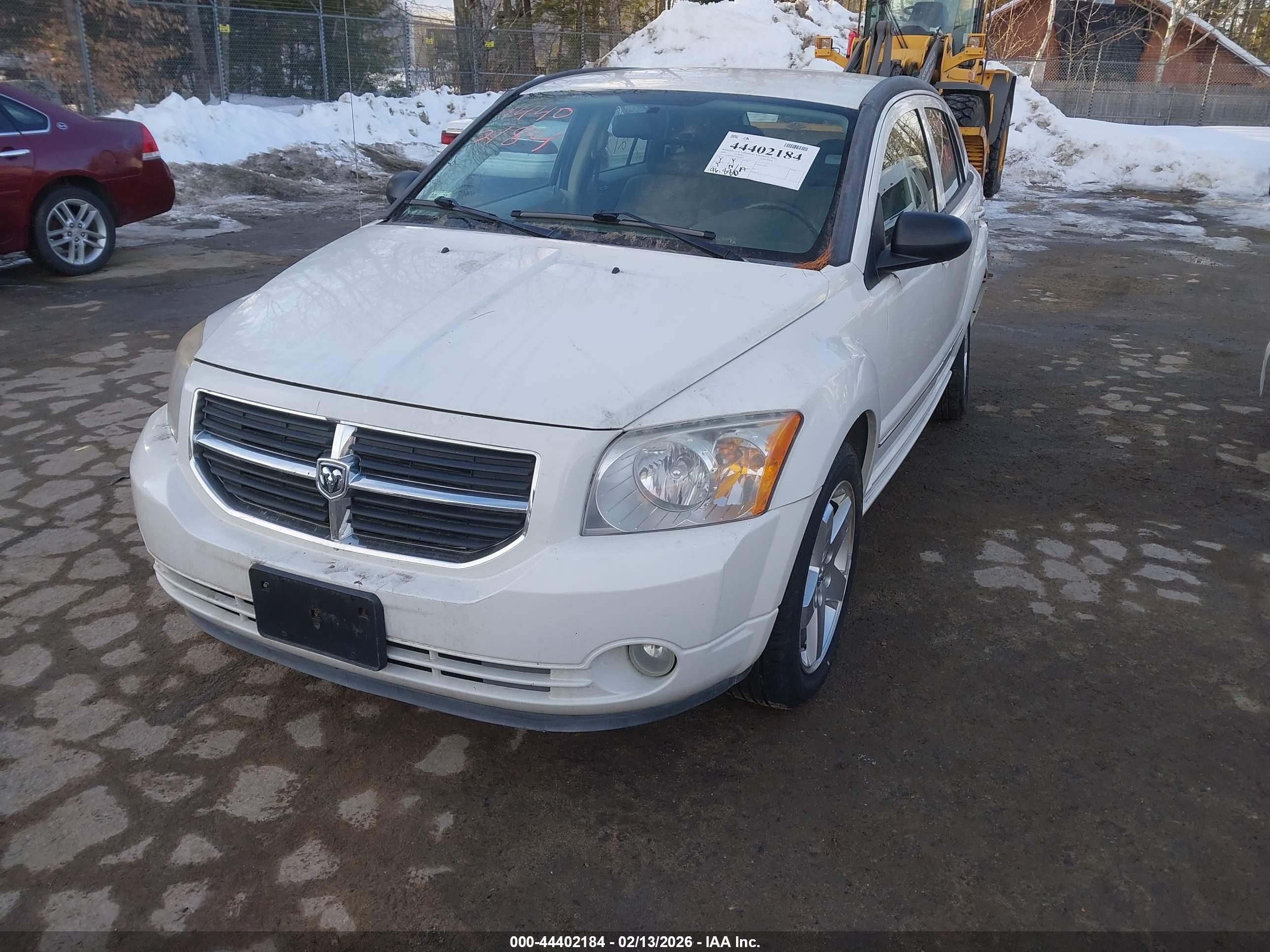 DODGE CALIBER image 2