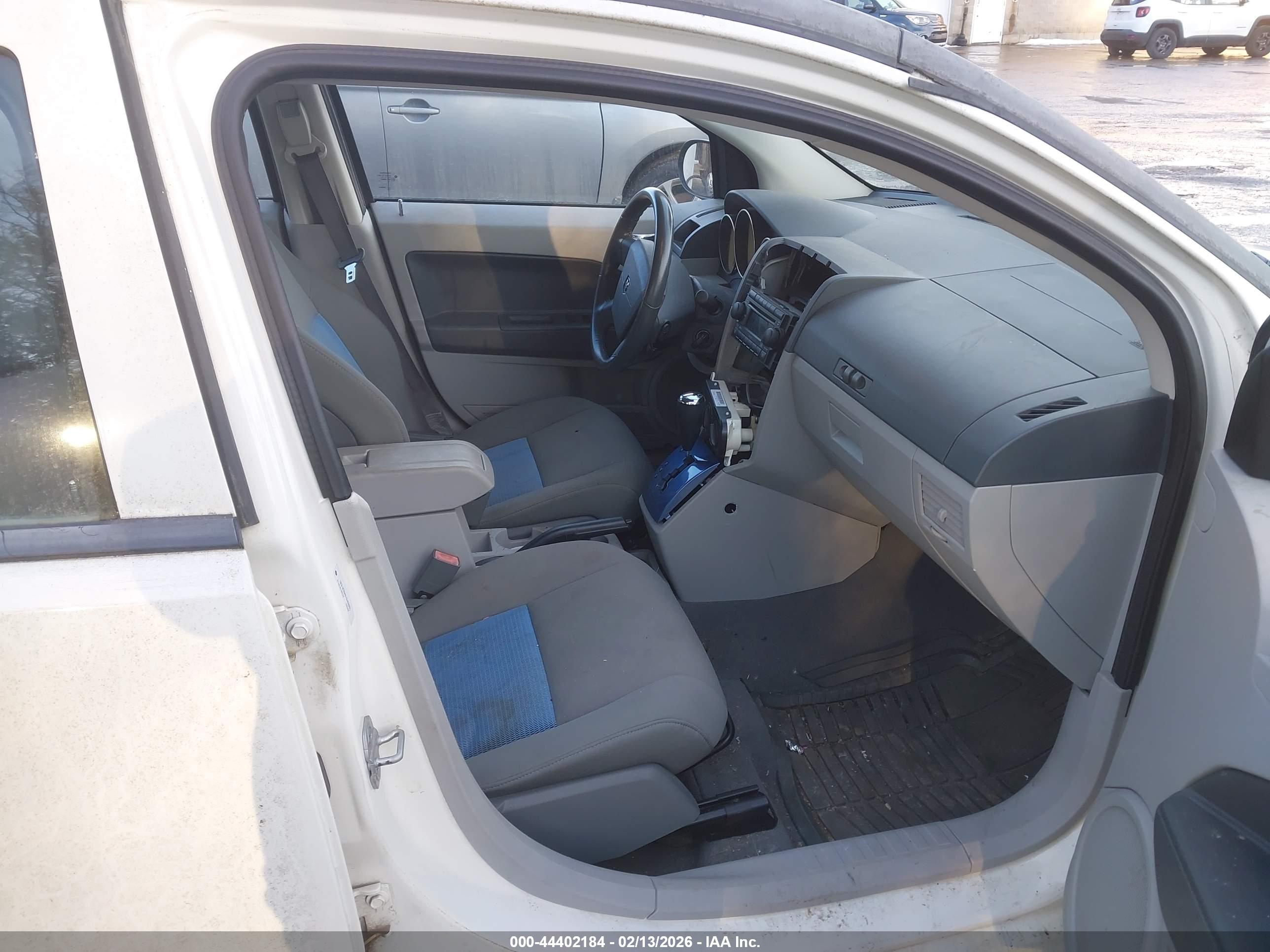 DODGE CALIBER image 5