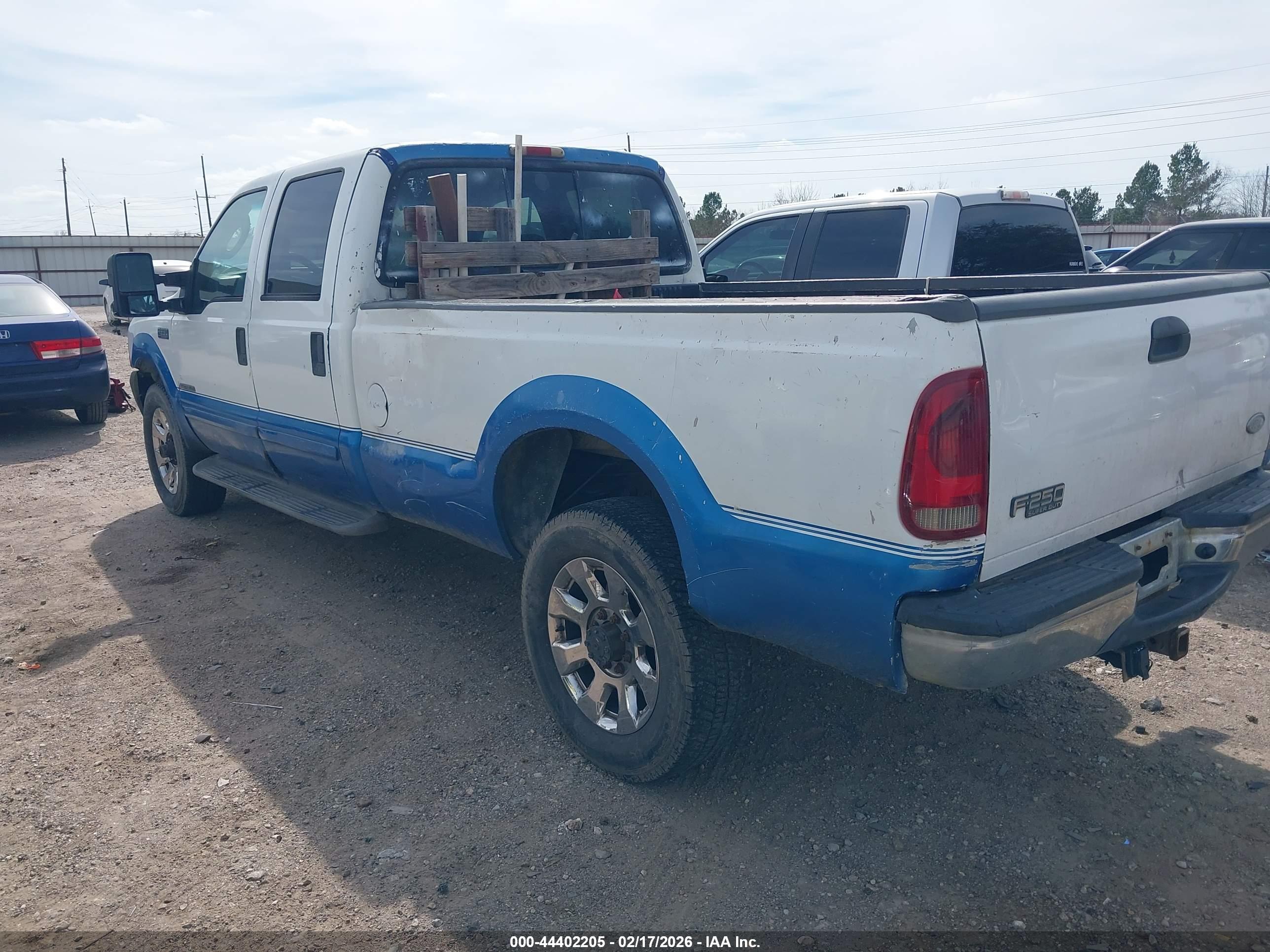 FORD F-350 image 3