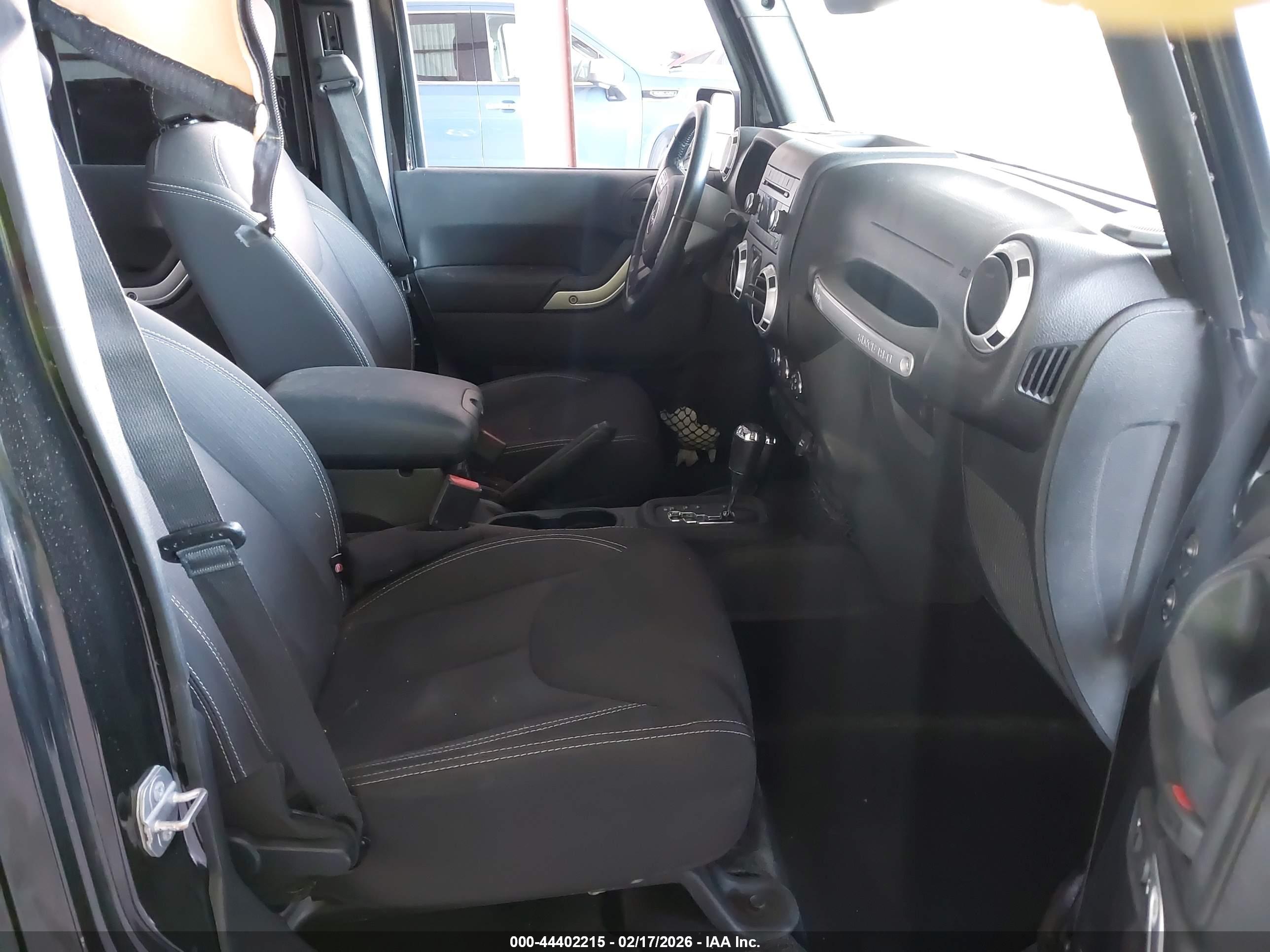 JEEP WRANGLER image 5