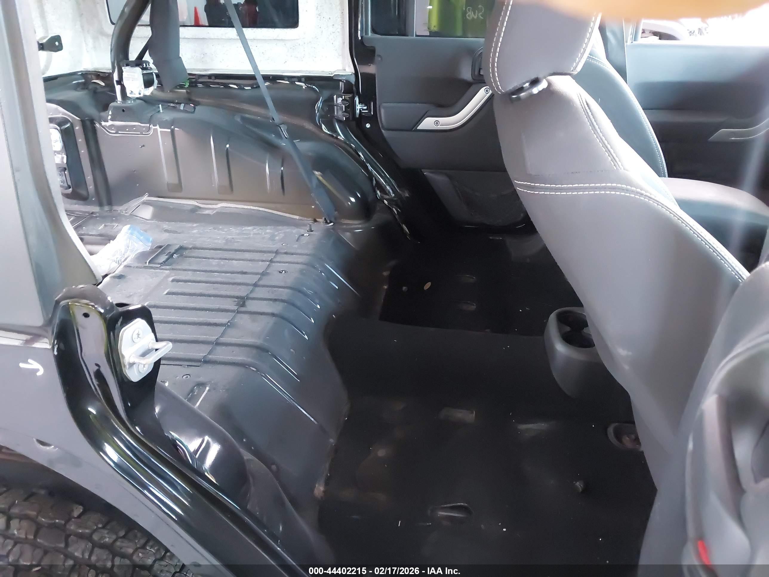 JEEP WRANGLER image 8