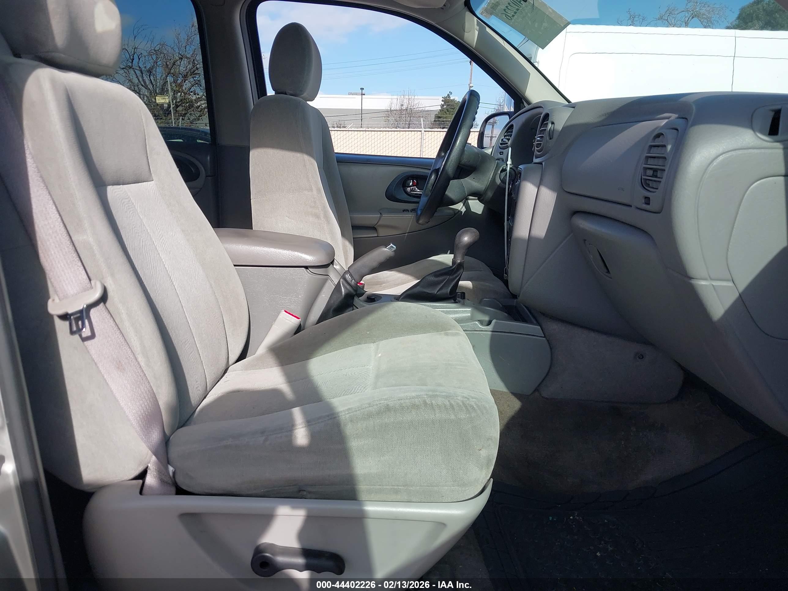 CHEVROLET TRAILBLAZER image 5
