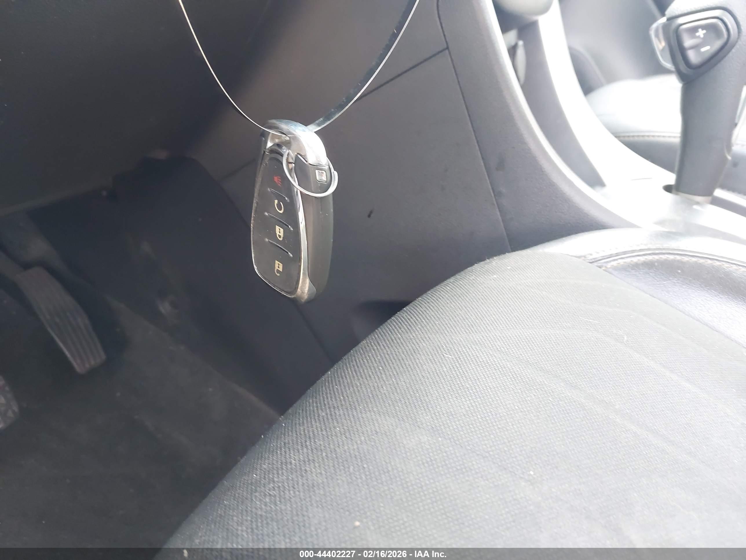CHEVROLET TRAX image 11