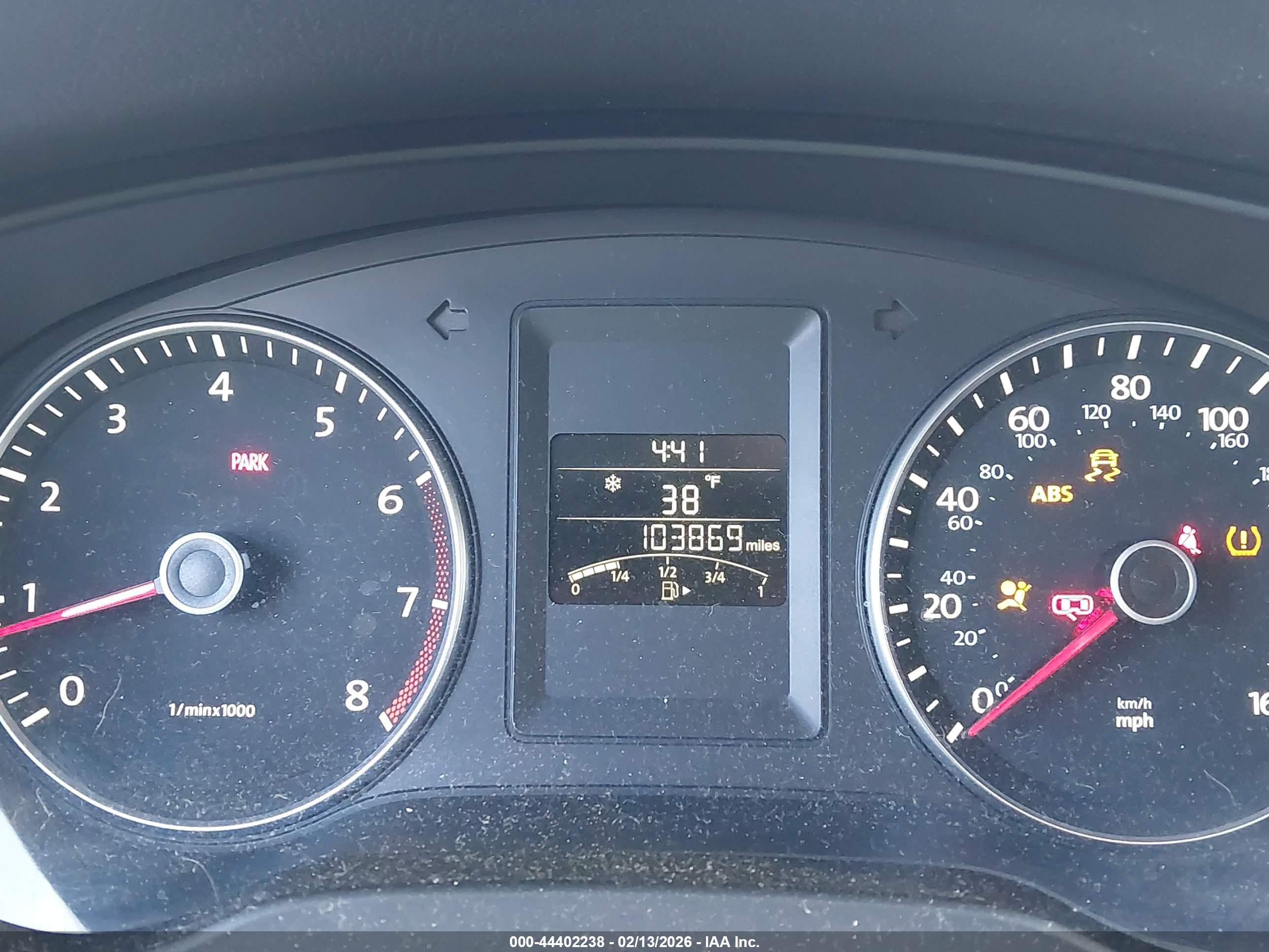 VOLKSWAGEN JETTA image 7