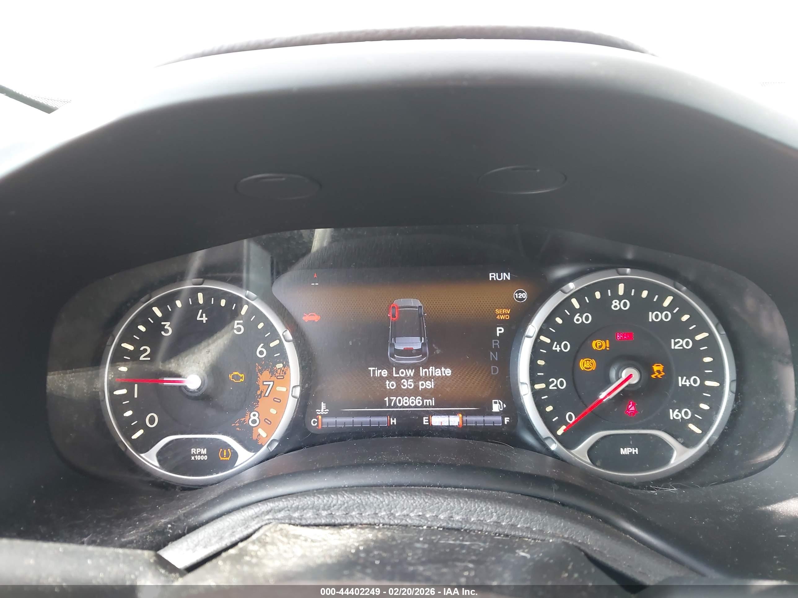 JEEP RENEGADE image 7